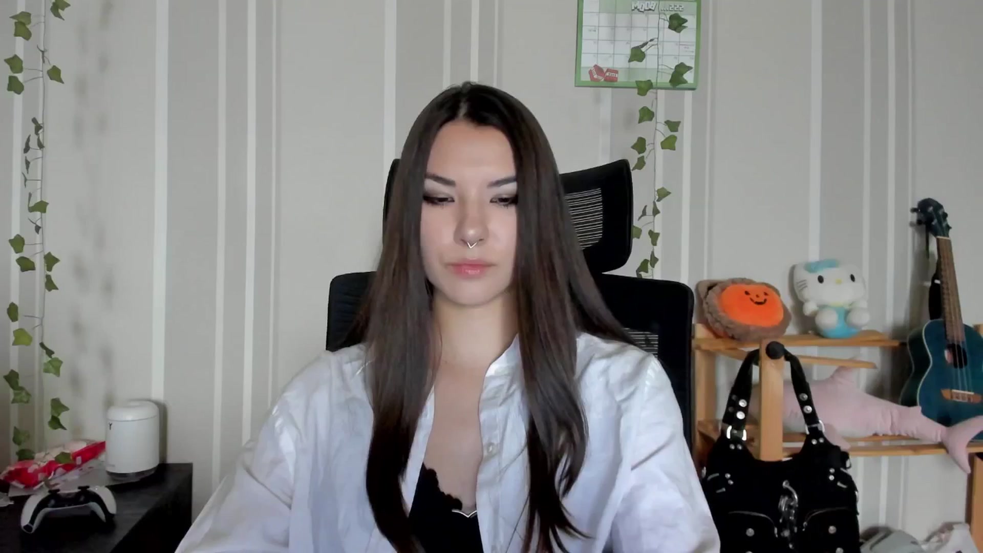 Gallery image thumbnail from AmnesiaGirl1's myfreecams stream on, 06/27/2025, 15:04 image 6 of 20