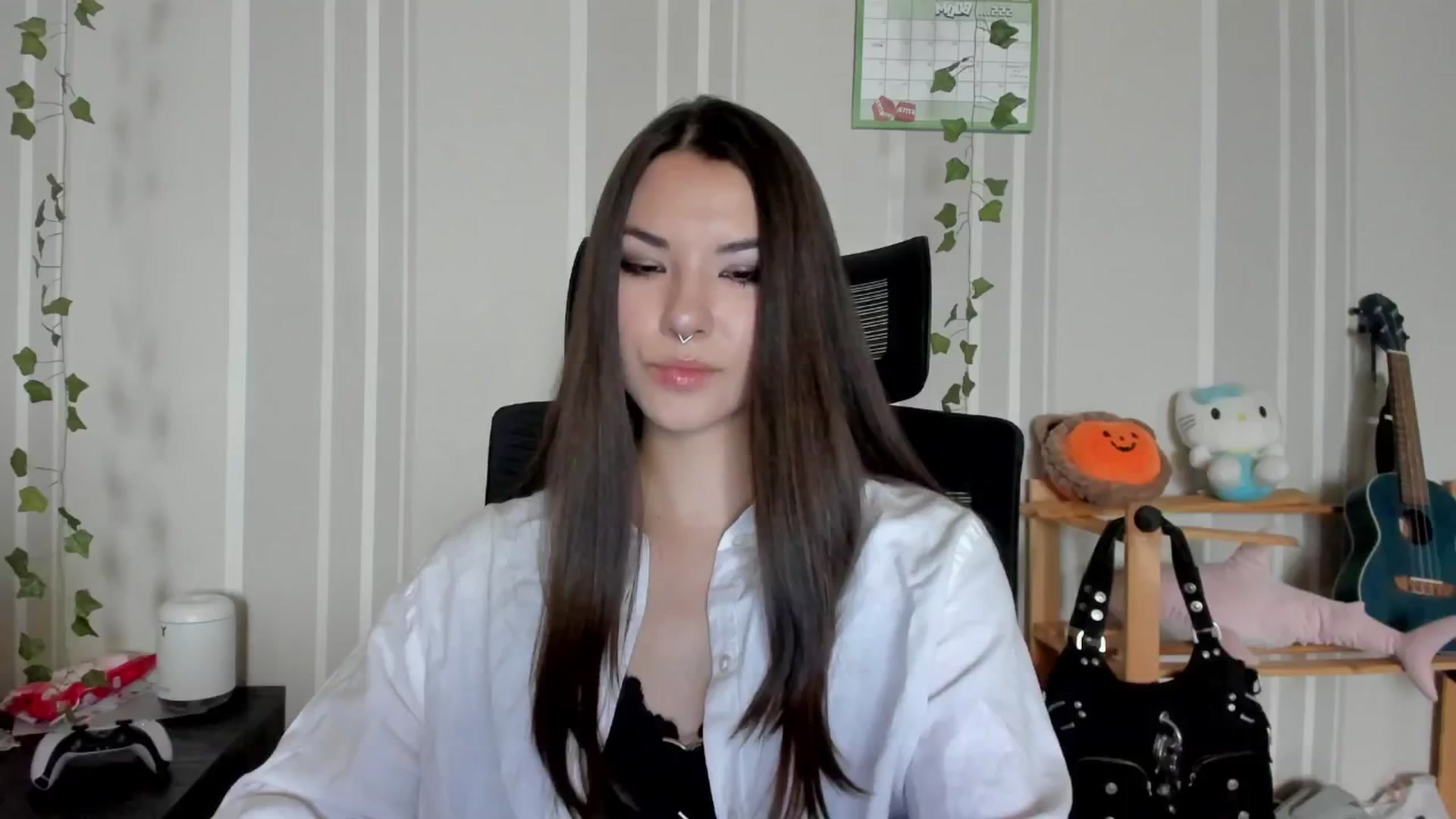 Gallery image thumbnail from AmnesiaGirl1's myfreecams stream on, 06/27/2025, 15:04 image 10 of 20