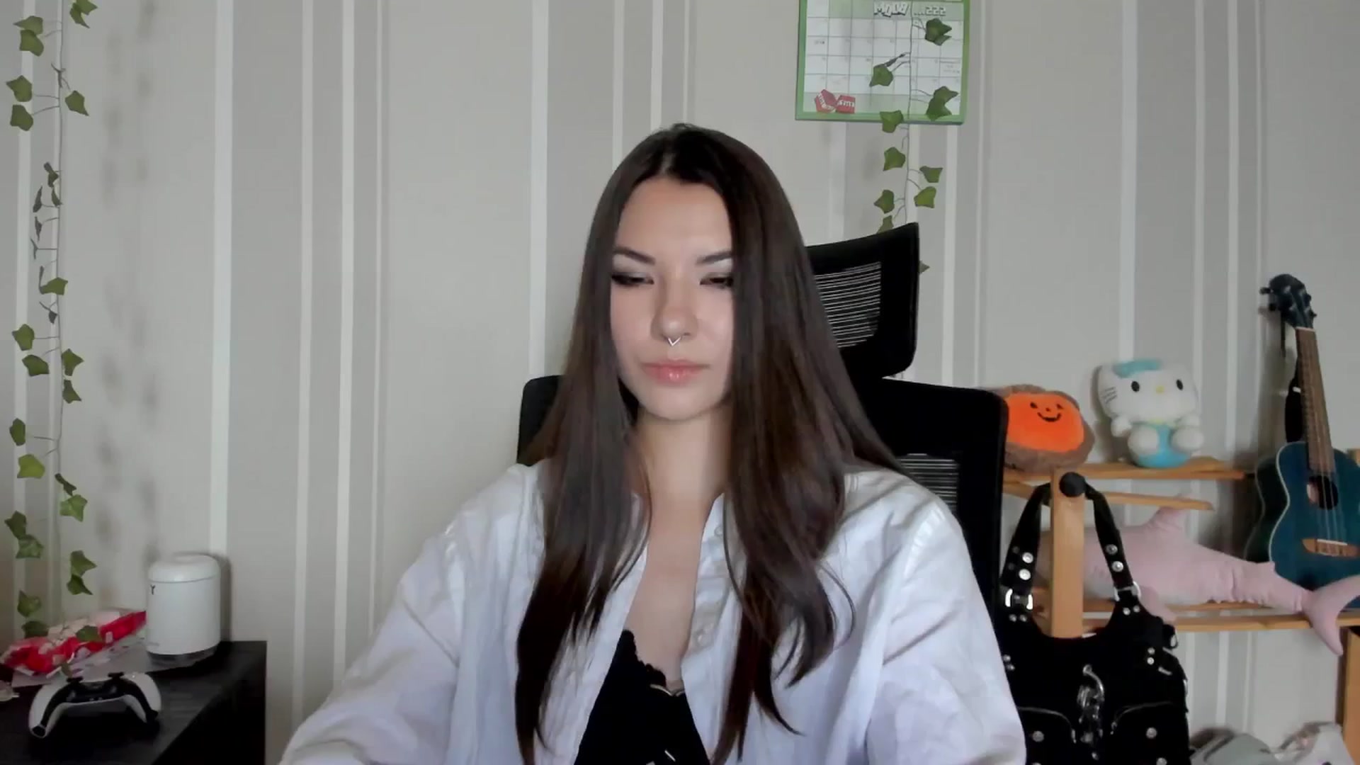 Gallery image thumbnail from AmnesiaGirl1's myfreecams stream on, 06/27/2025, 15:04 image 15 of 20