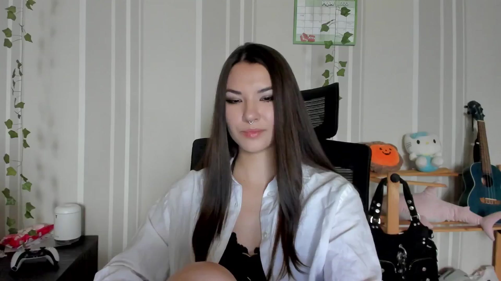 Gallery image thumbnail from AmnesiaGirl1's myfreecams stream on, 06/27/2025, 15:04 image 12 of 20