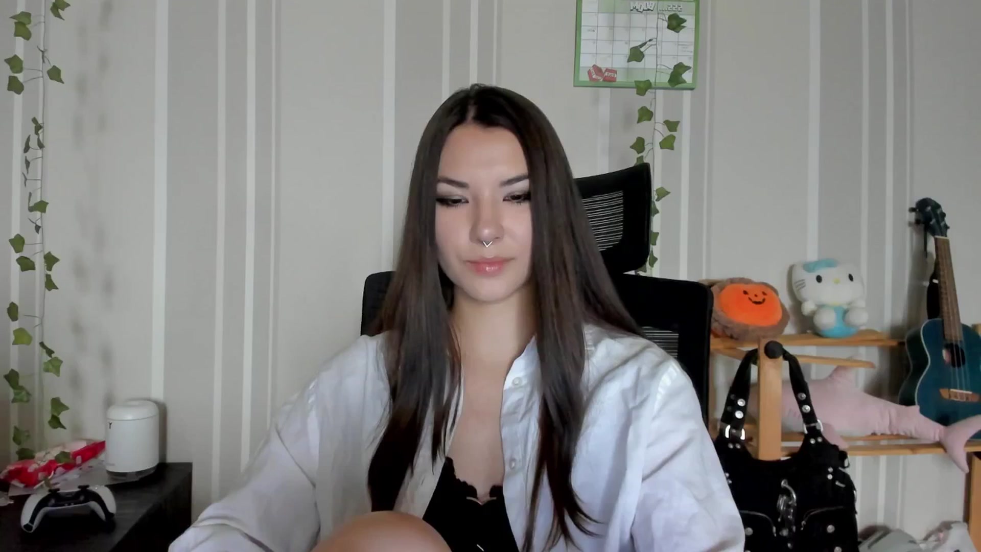 Gallery image thumbnail from AmnesiaGirl1's myfreecams stream on, 06/27/2025, 15:04 image 13 of 20