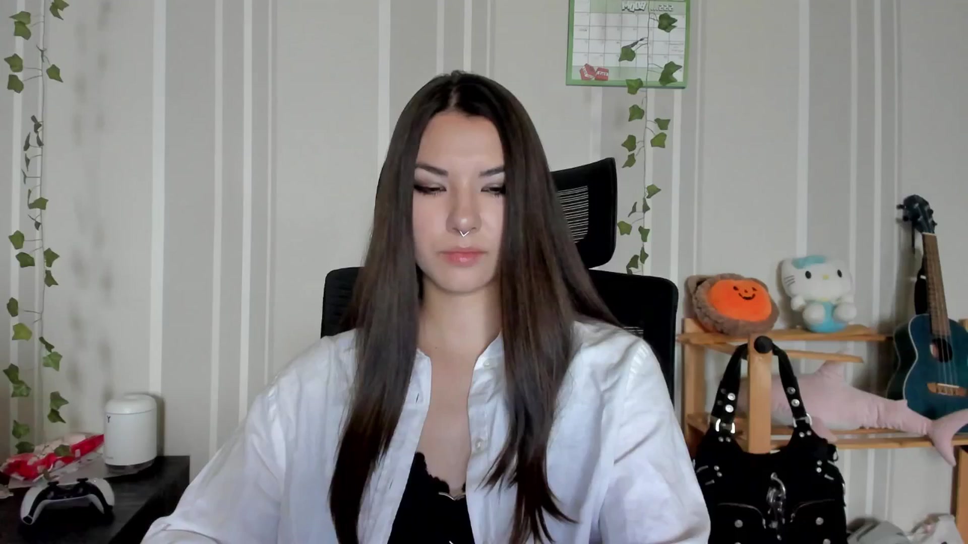Gallery image thumbnail from AmnesiaGirl1's myfreecams stream on, 06/27/2025, 15:04 image 11 of 20