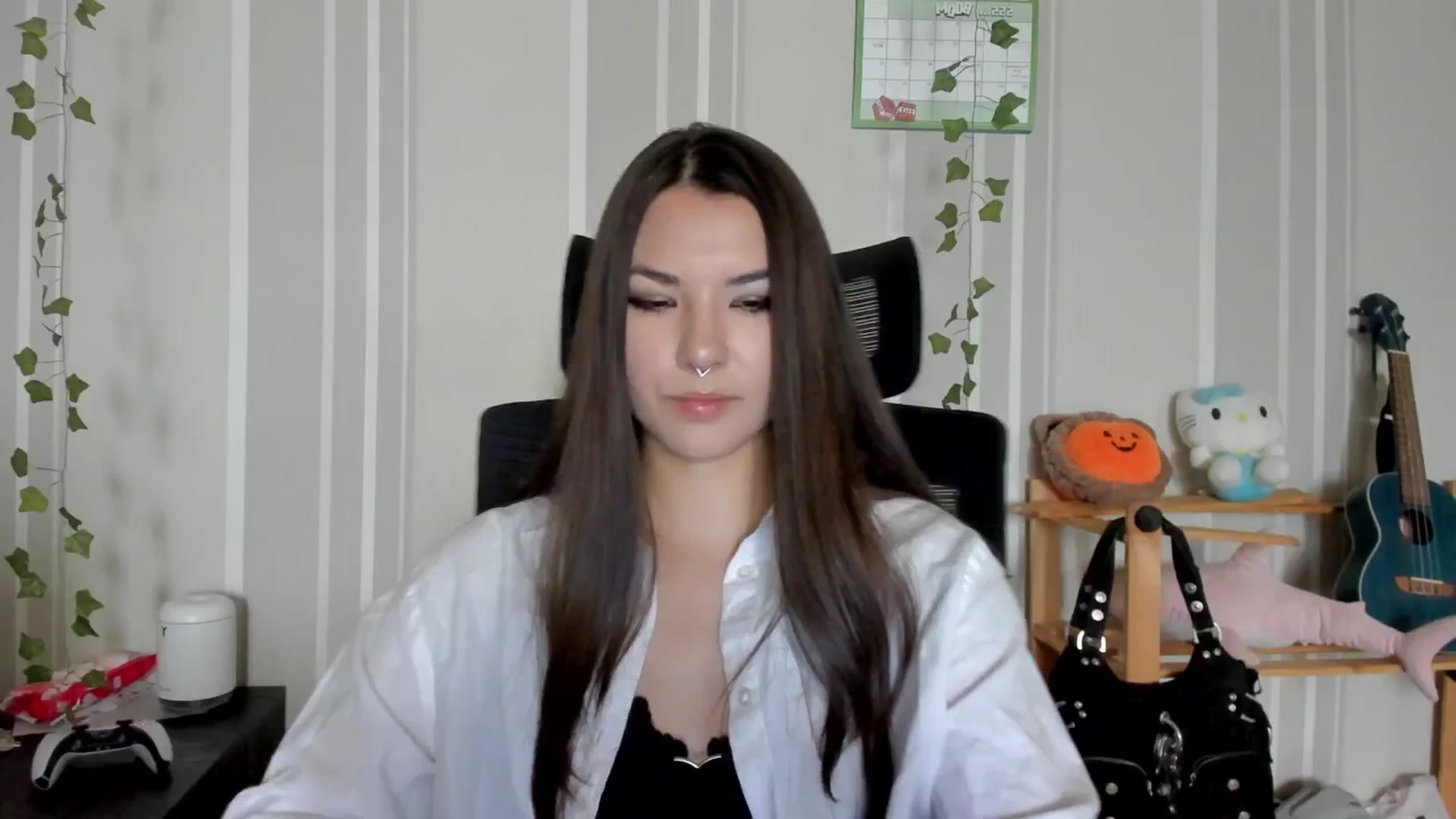 Gallery image thumbnail from AmnesiaGirl1's myfreecams stream on, 06/27/2025, 15:04 image 18 of 20