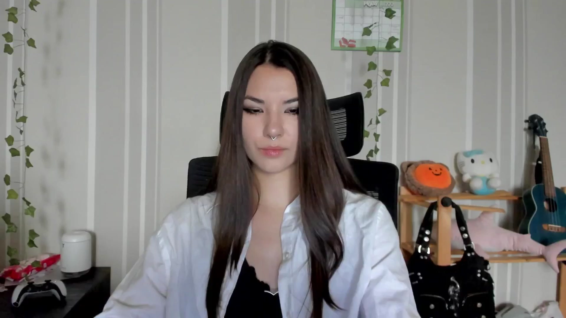Gallery image thumbnail from AmnesiaGirl1's myfreecams stream on, 06/27/2025, 15:04 image 3 of 20
