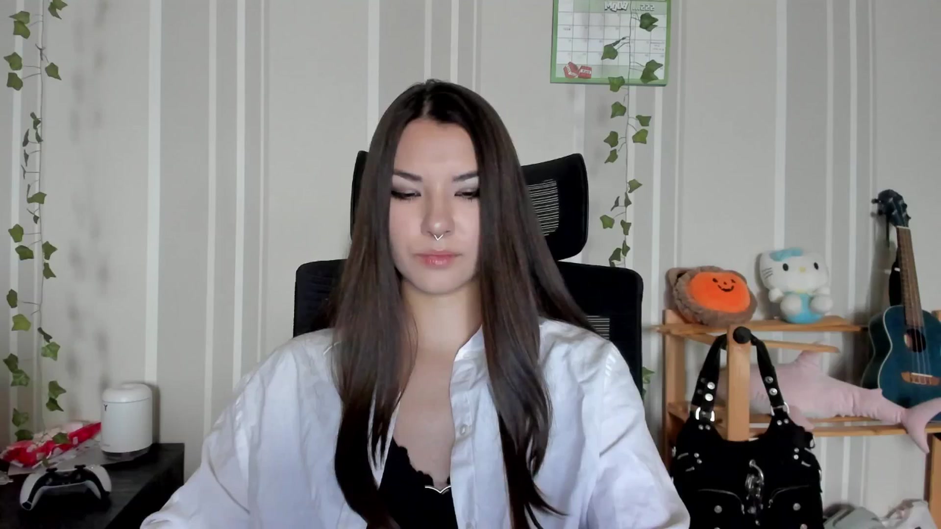 Gallery image thumbnail from AmnesiaGirl1's myfreecams stream on, 06/27/2025, 15:04 image 8 of 20