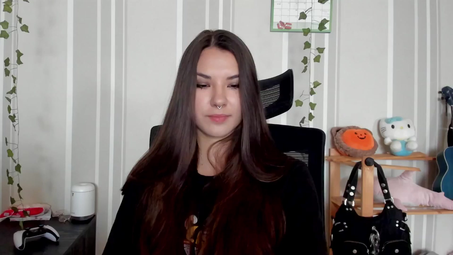 Gallery image thumbnail from AmnesiaGirl1's myfreecams stream on, 06/29/2025, 10:28 image 20 of 20