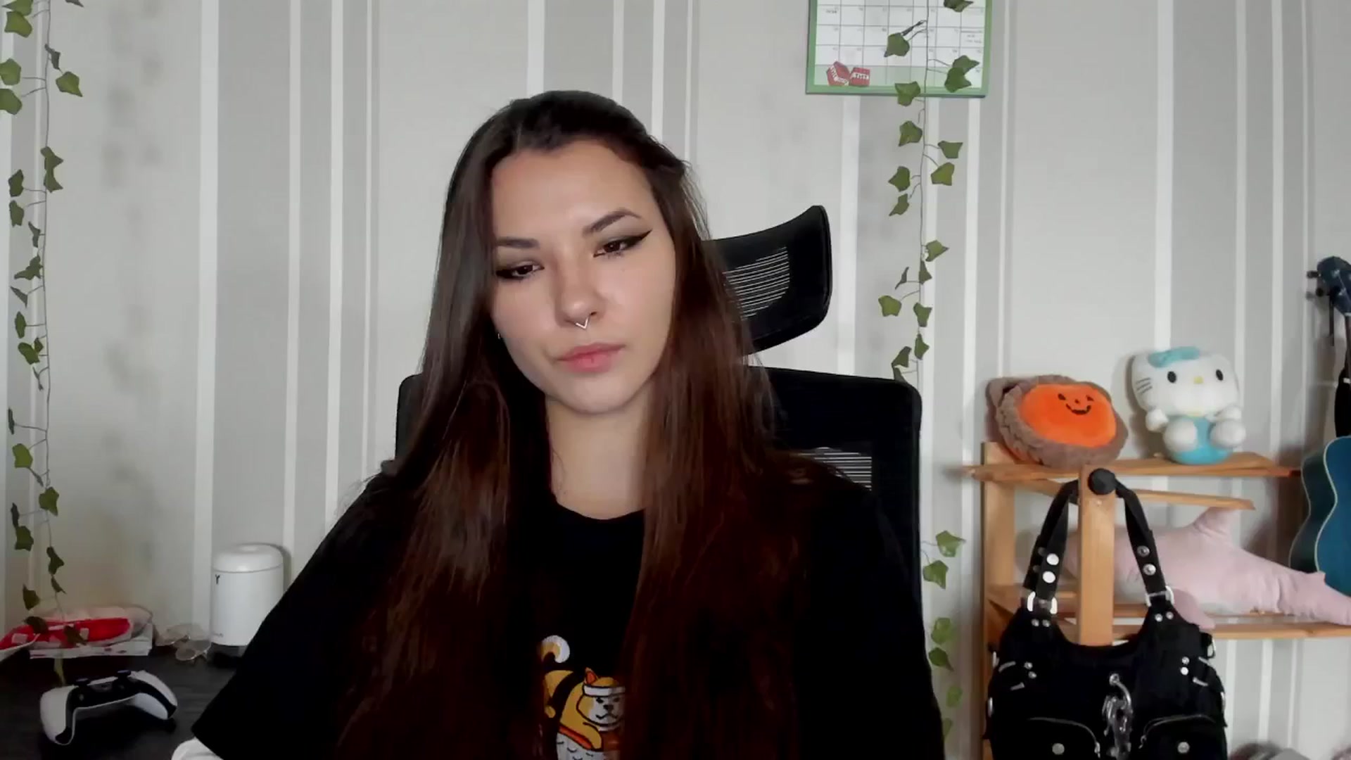 Gallery image thumbnail from AmnesiaGirl1's myfreecams stream on, 06/29/2025, 10:28 image 2 of 20