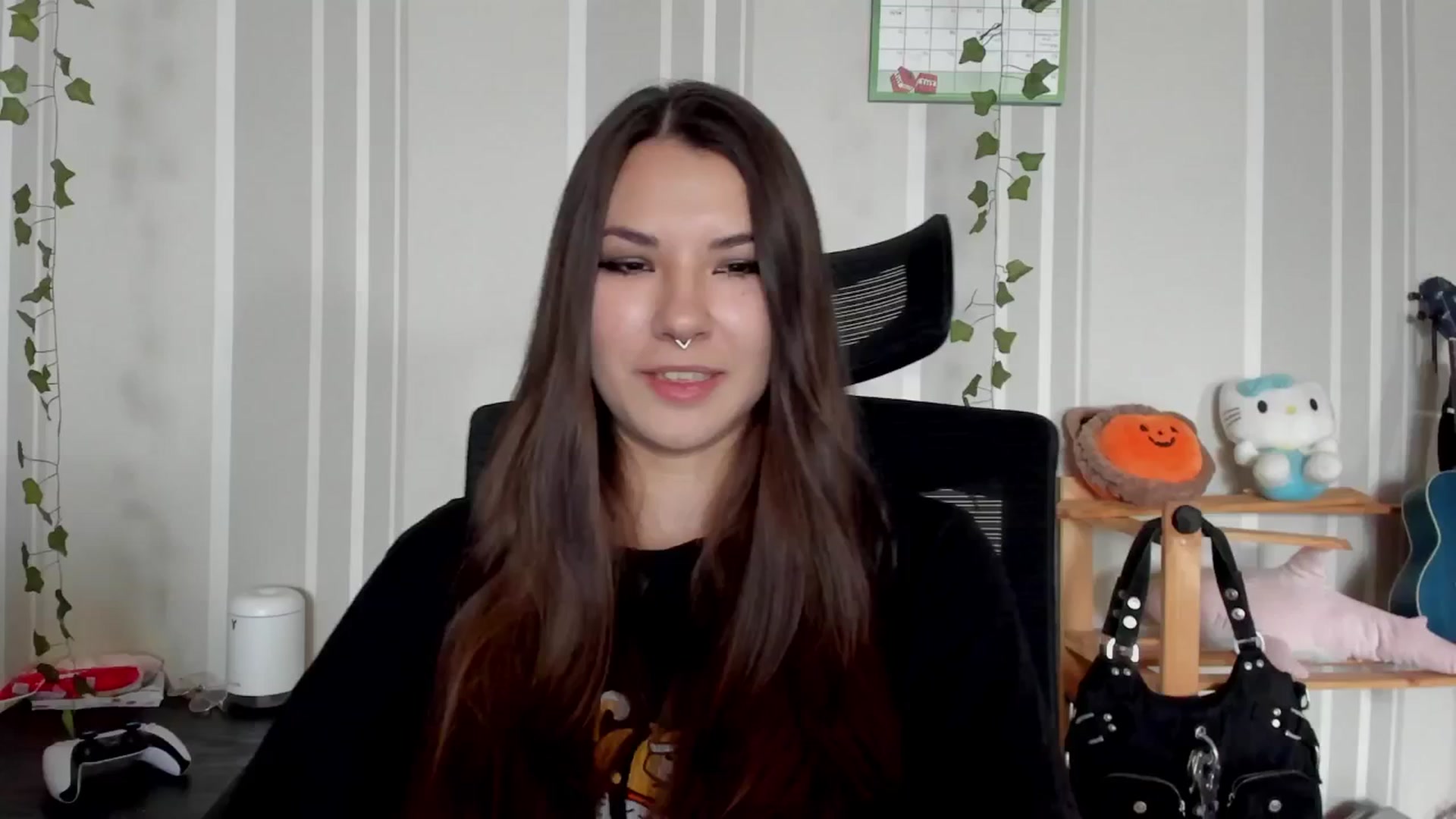 Gallery image thumbnail from AmnesiaGirl1's myfreecams stream on, 06/29/2025, 10:28 image 9 of 20