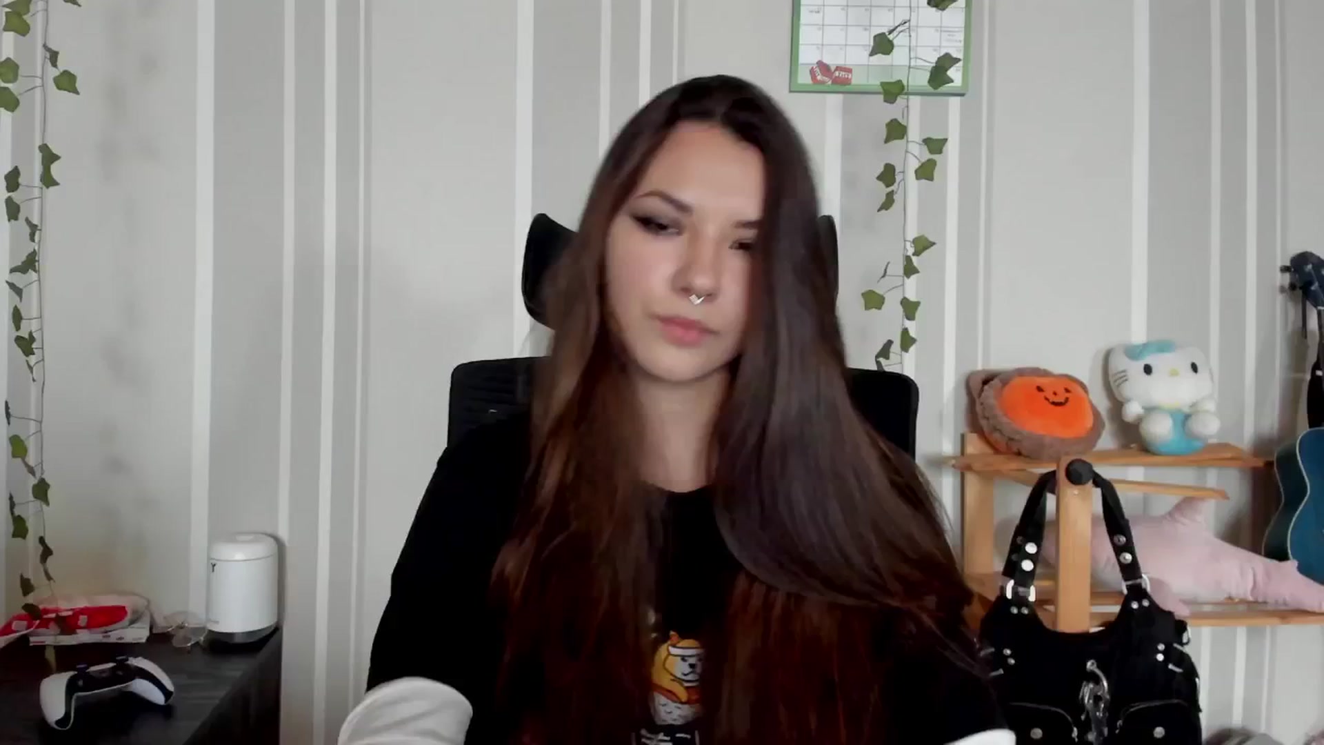 Gallery image thumbnail from AmnesiaGirl1's myfreecams stream on, 06/29/2025, 10:28 image 4 of 20