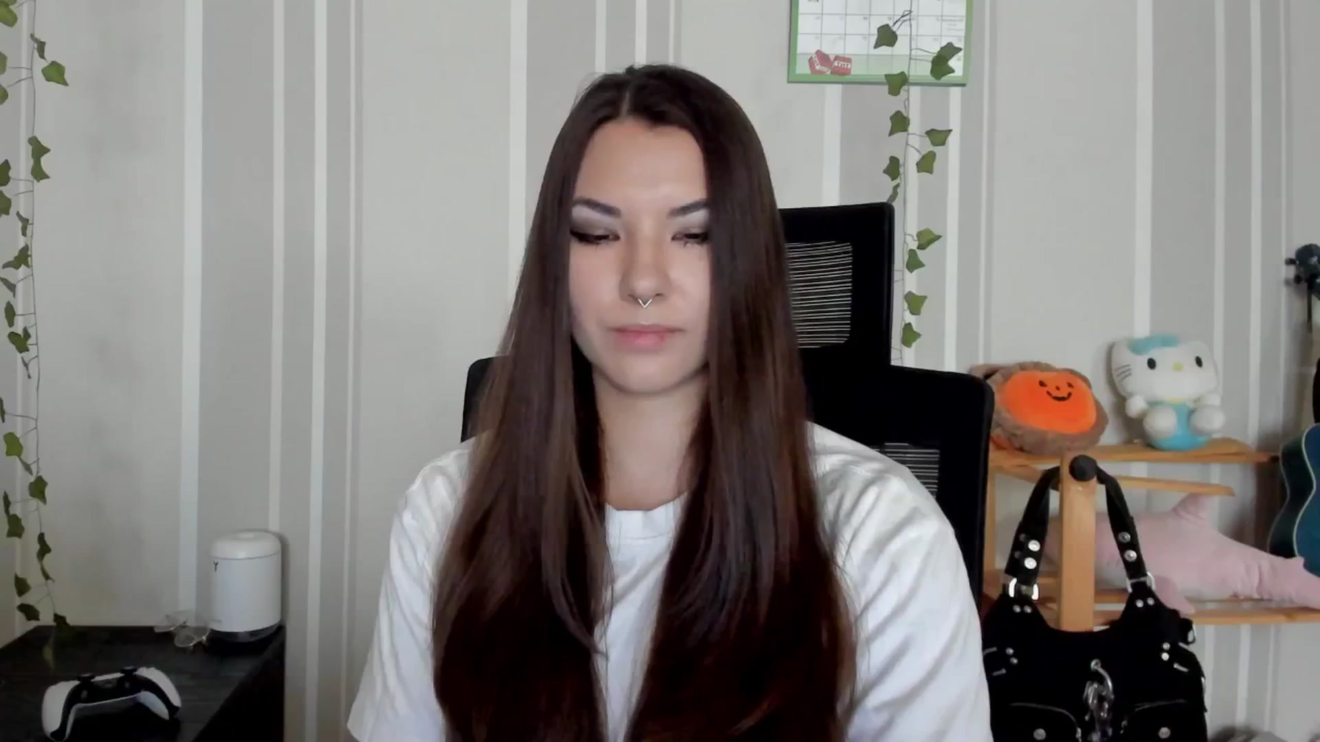 Gallery image thumbnail from AmnesiaGirl1's myfreecams stream on, 06/30/2025, 11:33 image 19 of 20