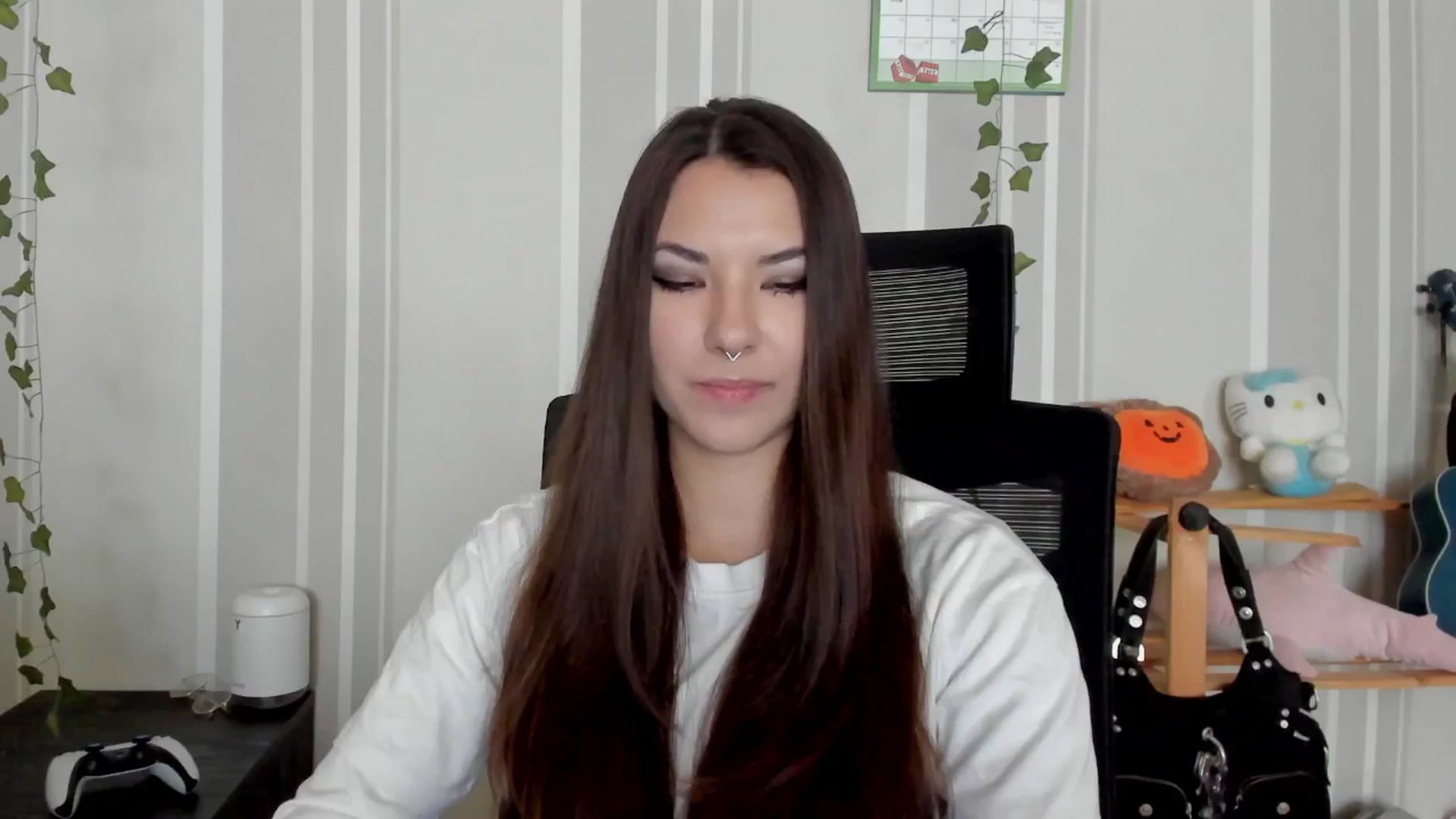 Gallery image thumbnail from AmnesiaGirl1's myfreecams stream on, 06/30/2025, 11:33 image 1 of 20
