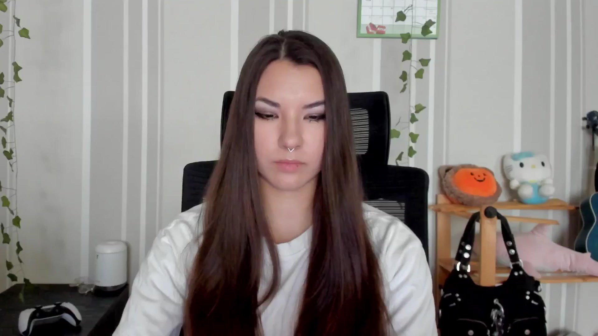 Gallery image thumbnail from AmnesiaGirl1's myfreecams stream on, 06/30/2025, 11:33 image 4 of 20