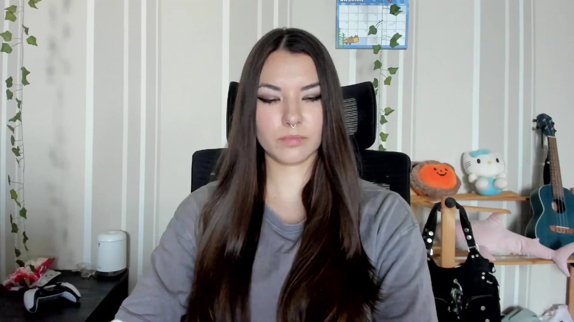 Gallery image thumbnail from AmnesiaGirl1's myfreecams stream on, 07/01/2025, 16:36 image 13 of 20