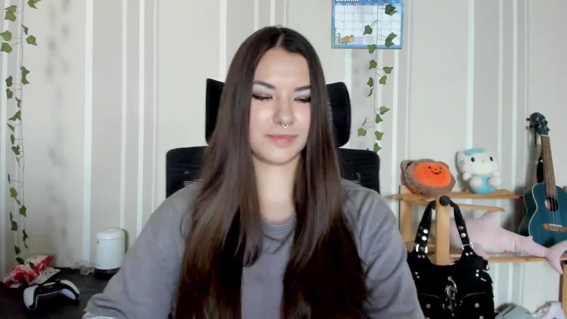 Gallery image thumbnail from AmnesiaGirl1's myfreecams stream on, 07/01/2025, 16:36 image 14 of 20