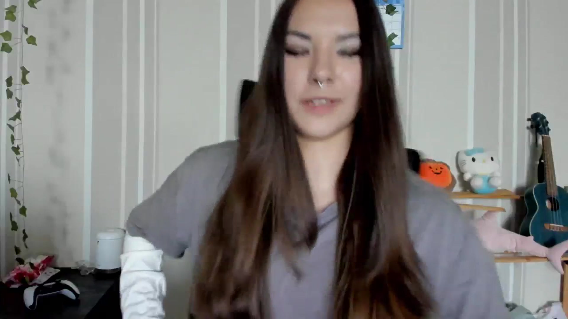 Gallery image thumbnail from AmnesiaGirl1's myfreecams stream on, 07/01/2025, 16:36 image 17 of 20