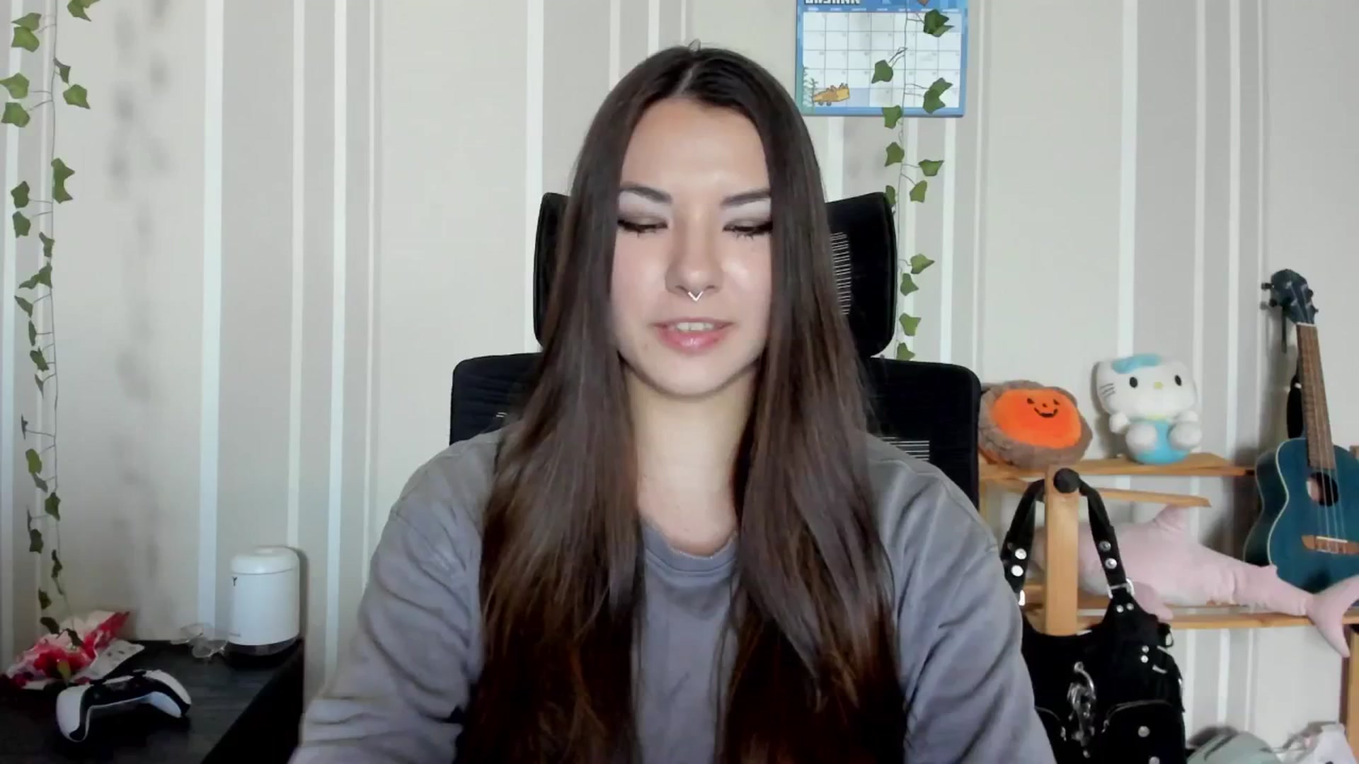 Gallery image thumbnail from AmnesiaGirl1's myfreecams stream on, 07/01/2025, 16:36 image 2 of 20