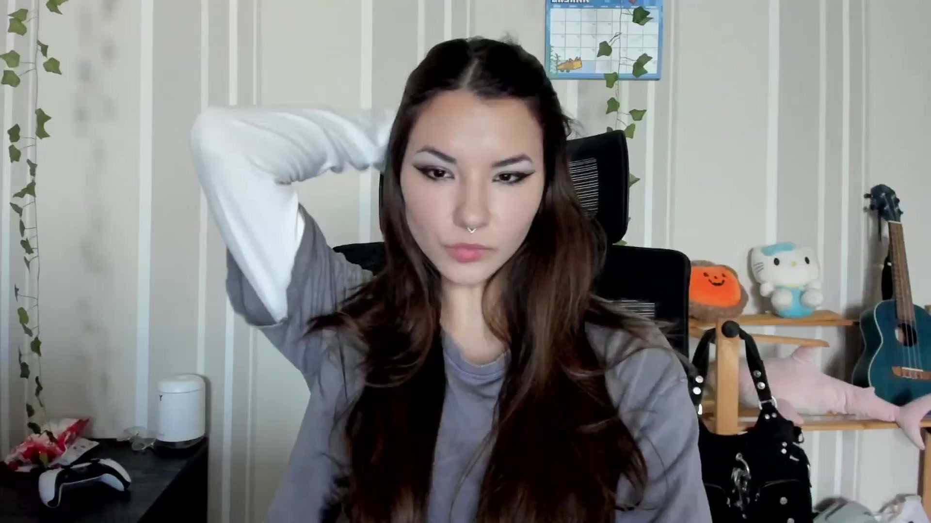 Gallery image thumbnail from AmnesiaGirl1's myfreecams stream on, 07/01/2025, 16:36 image 6 of 20