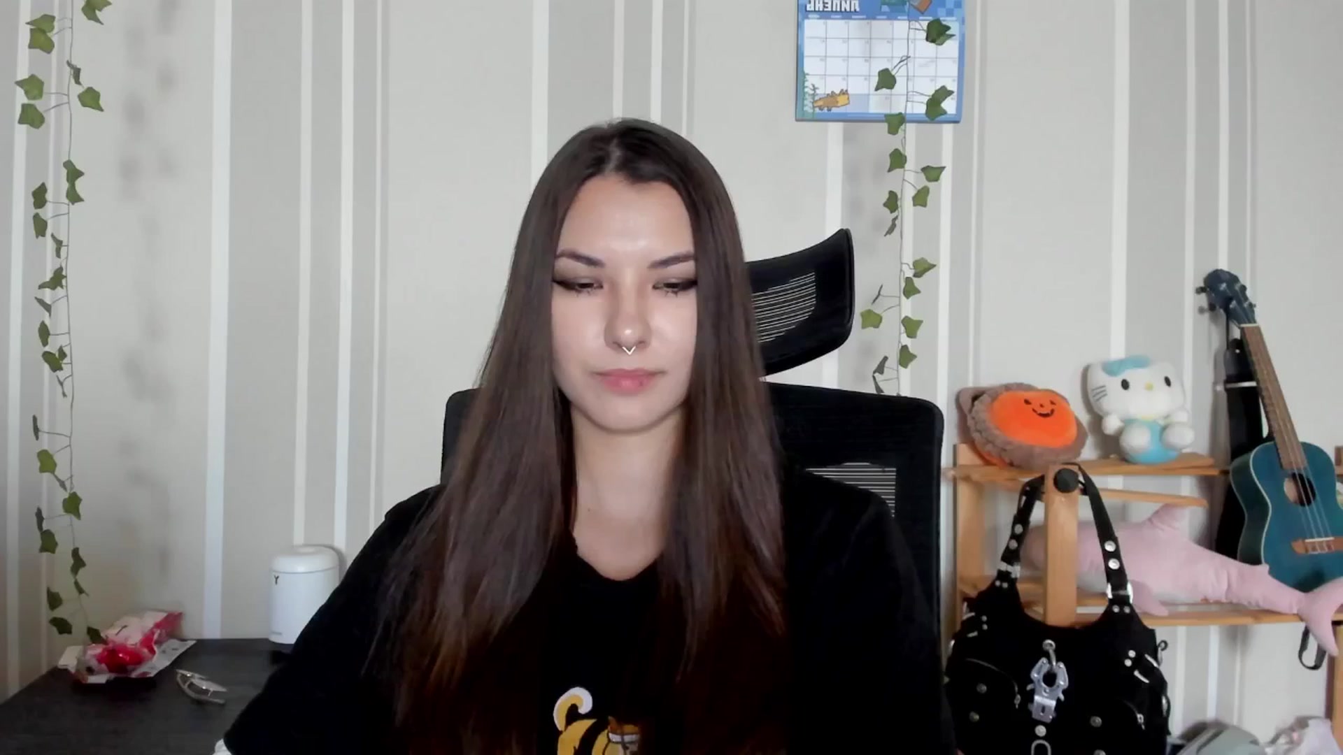 Gallery image thumbnail from AmnesiaGirl1's myfreecams stream on, 07/05/2025, 12:58 image 10 of 20