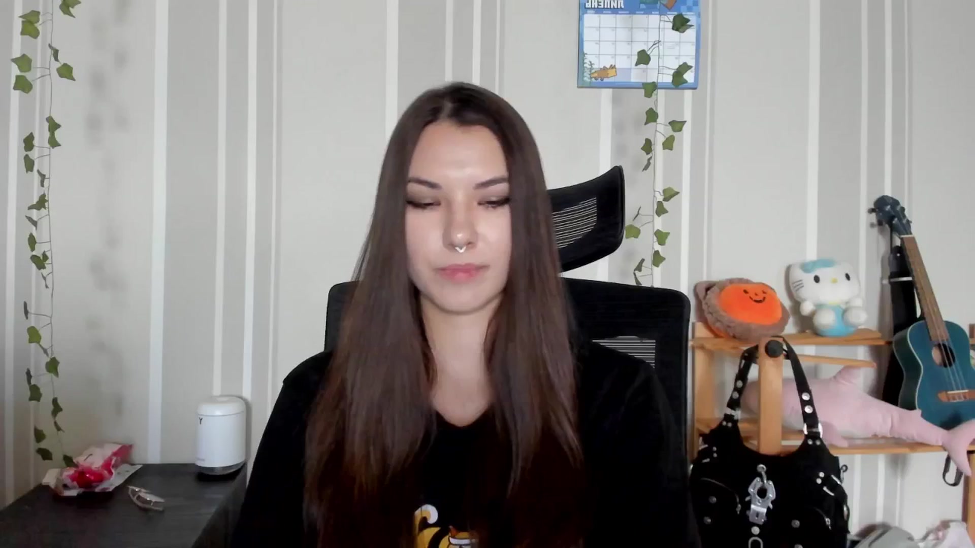 Gallery image thumbnail from AmnesiaGirl1's myfreecams stream on, 07/05/2025, 12:58 image 2 of 20