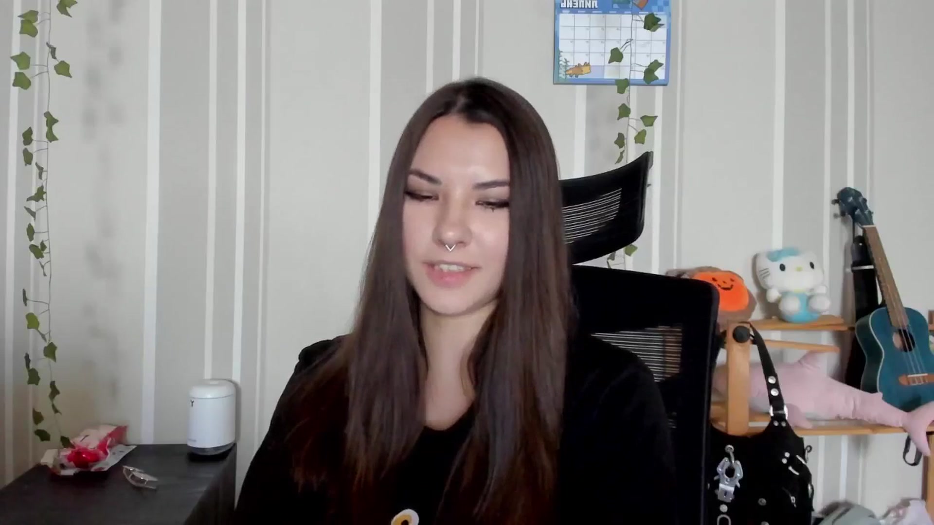Gallery image thumbnail from AmnesiaGirl1's myfreecams stream on, 07/05/2025, 12:58 image 17 of 20