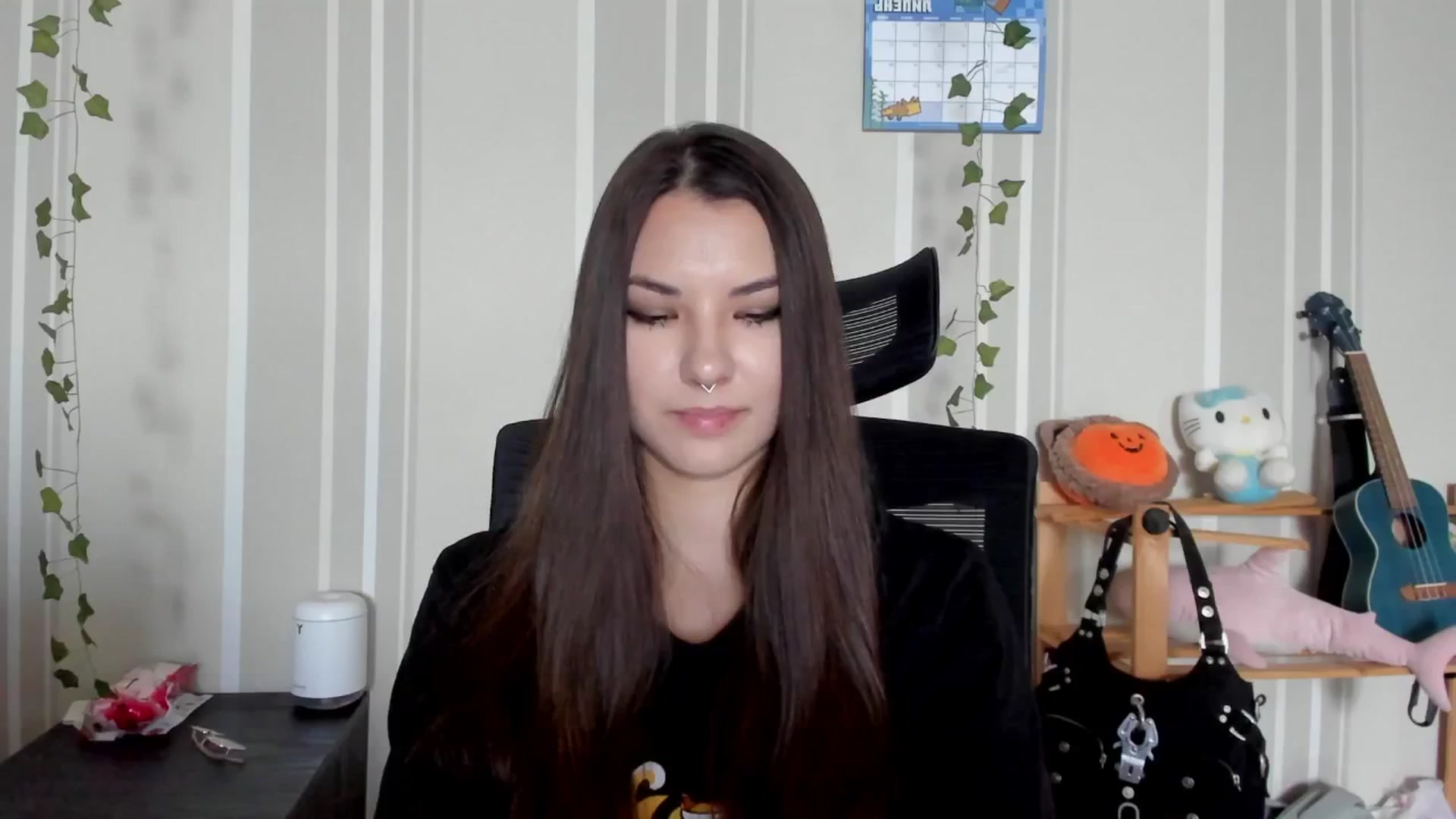 Gallery image thumbnail from AmnesiaGirl1's myfreecams stream on, 07/05/2025, 12:58 image 6 of 20