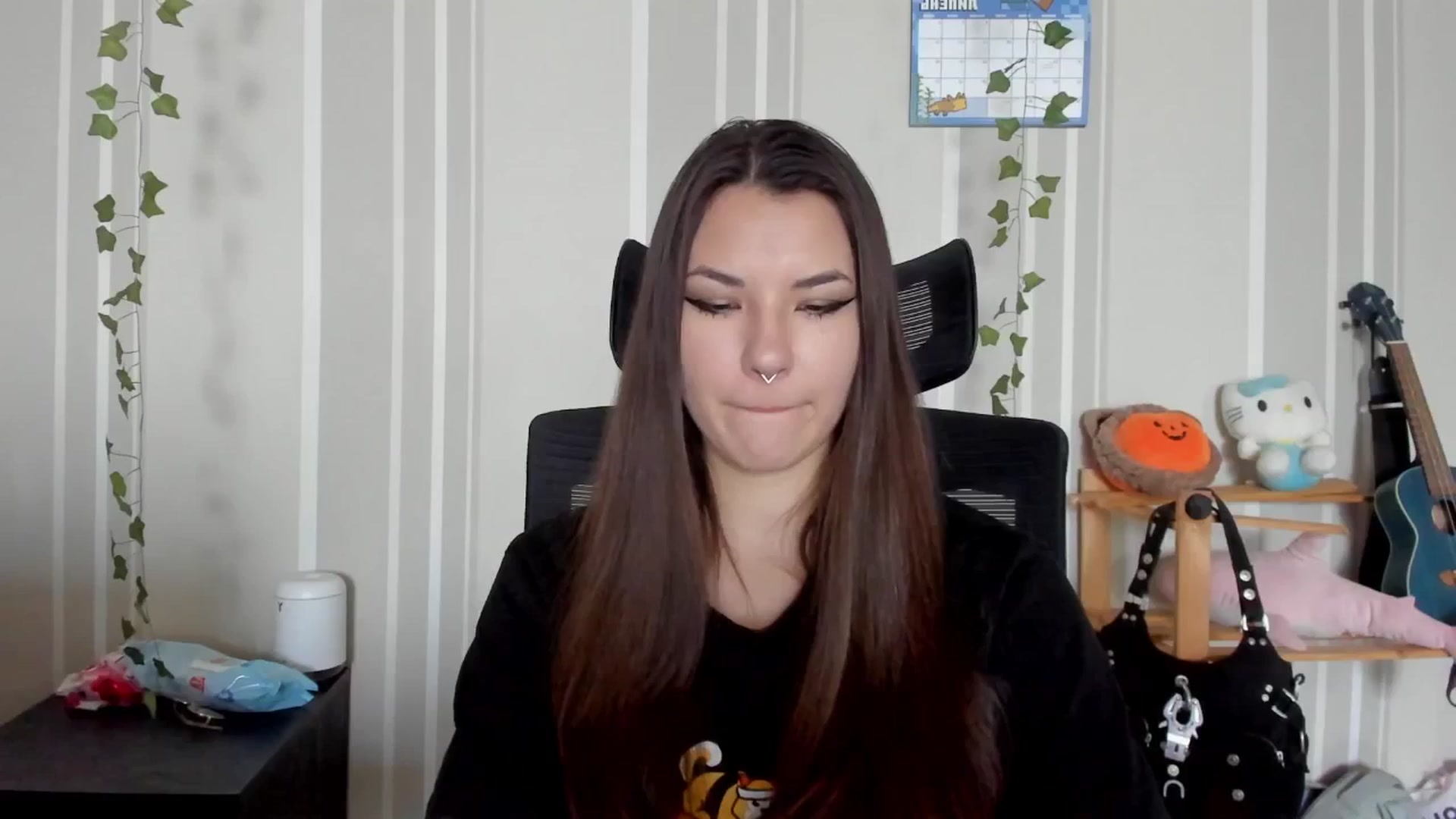 Gallery image thumbnail from AmnesiaGirl1's myfreecams stream on, 07/06/2025, 12:51 image 7 of 20