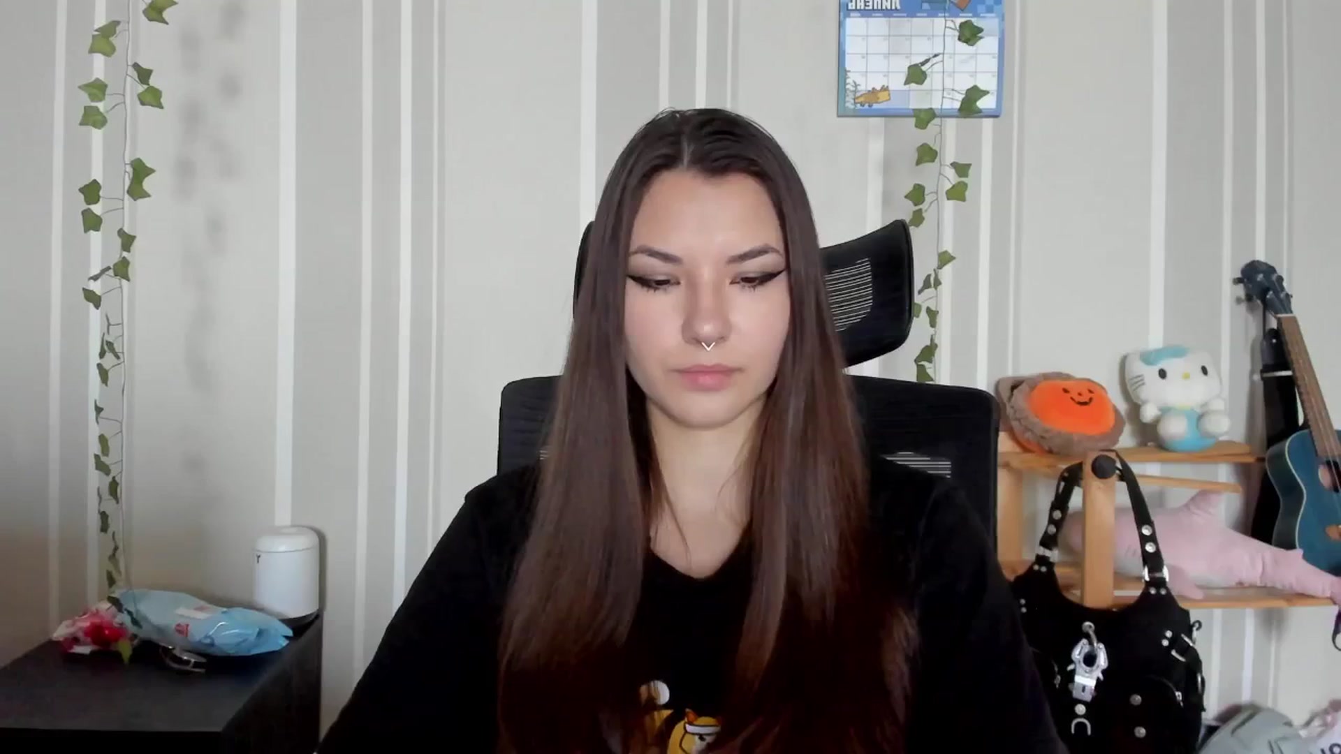 Gallery image thumbnail from AmnesiaGirl1's myfreecams stream on, 07/06/2025, 12:51 image 4 of 20
