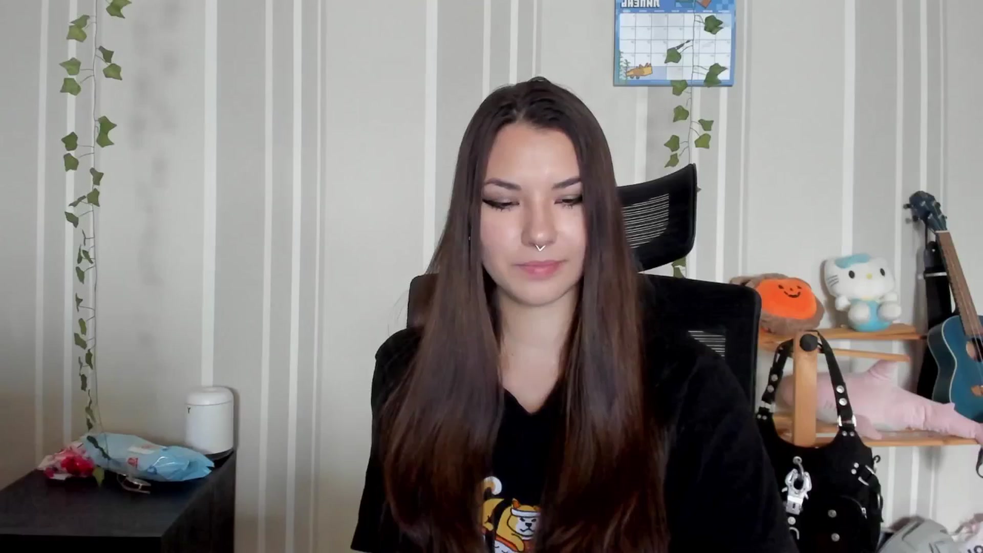 Gallery image thumbnail from AmnesiaGirl1's myfreecams stream on, 07/06/2025, 14:08 image 19 of 20