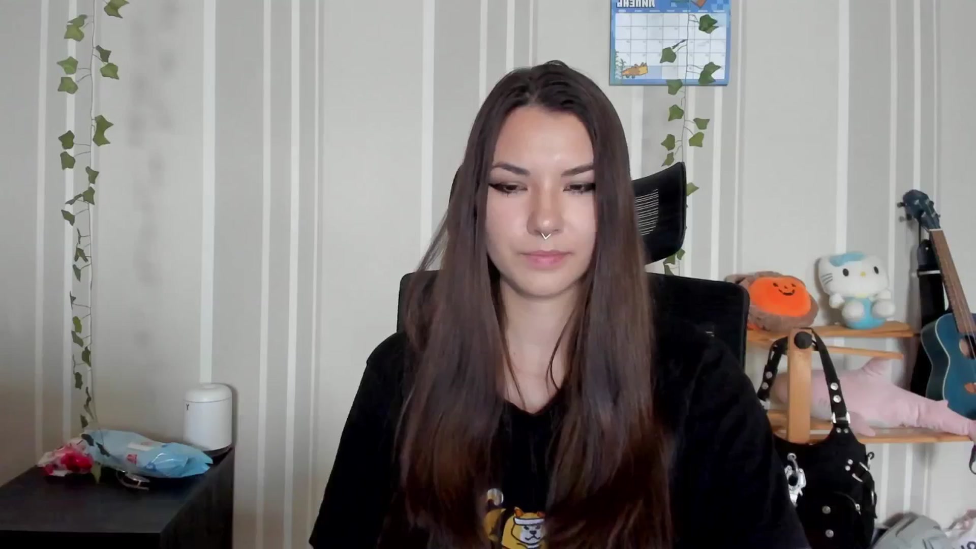 Gallery image thumbnail from AmnesiaGirl1's myfreecams stream on, 07/06/2025, 14:08 image 16 of 20