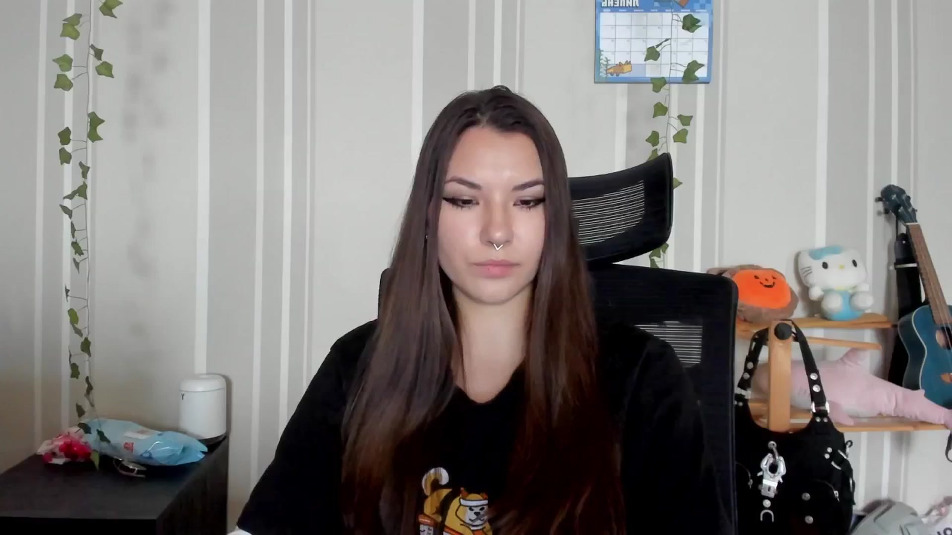 Gallery image thumbnail from AmnesiaGirl1's myfreecams stream on, 07/06/2025, 14:08 image 14 of 20