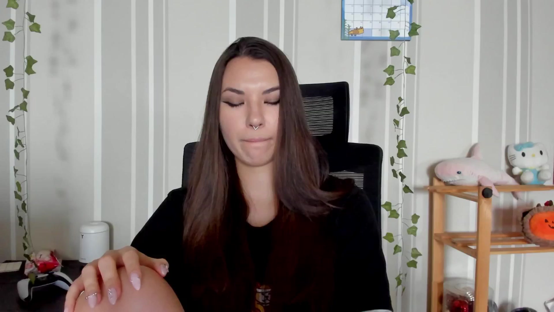 Gallery image thumbnail from AmnesiaGirl1's myfreecams stream on, 07/08/2025, 12:46 image 10 of 20