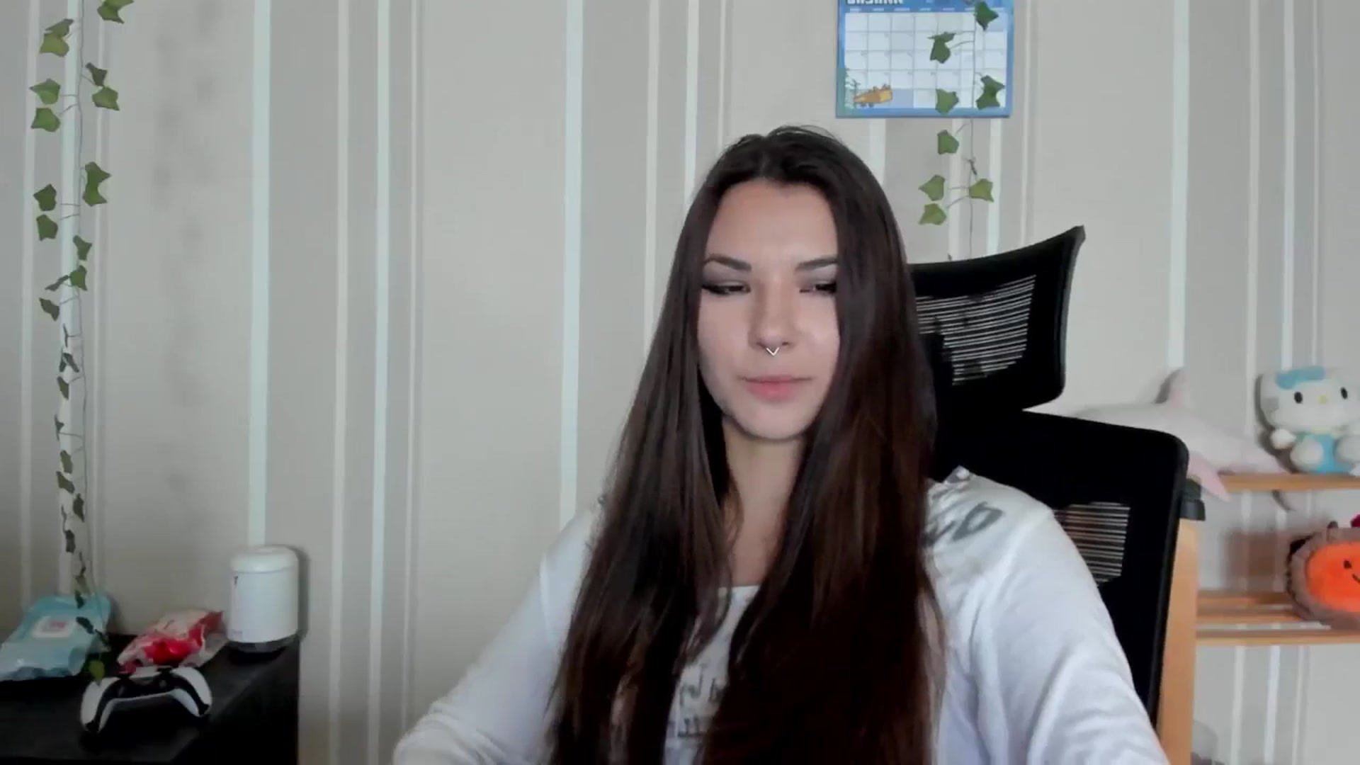 Gallery image thumbnail from AmnesiaGirl1's myfreecams stream on, 07/09/2025, 12:39 image 20 of 20