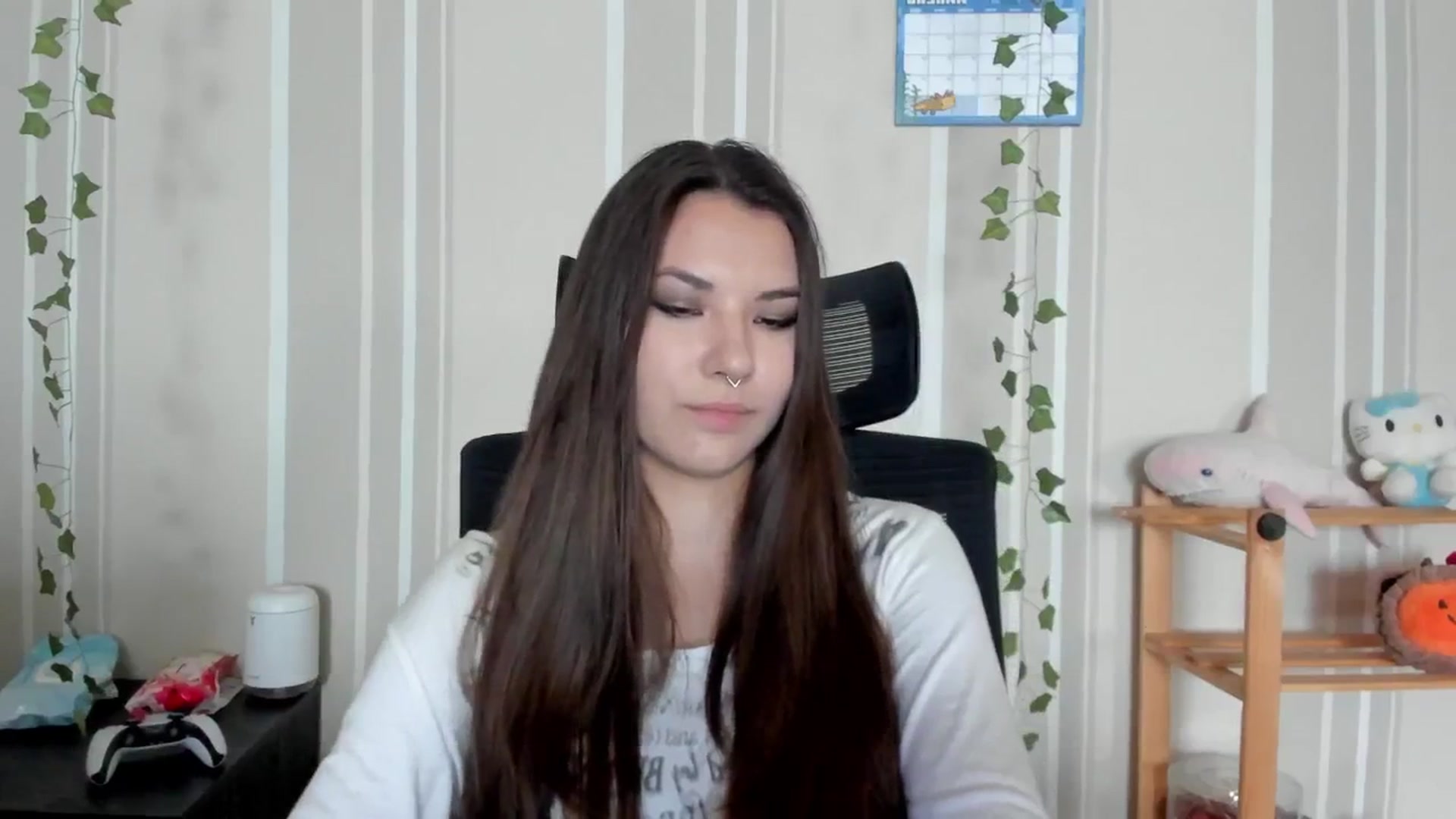 Gallery image thumbnail from AmnesiaGirl1's myfreecams stream on, 07/09/2025, 12:39 image 16 of 20