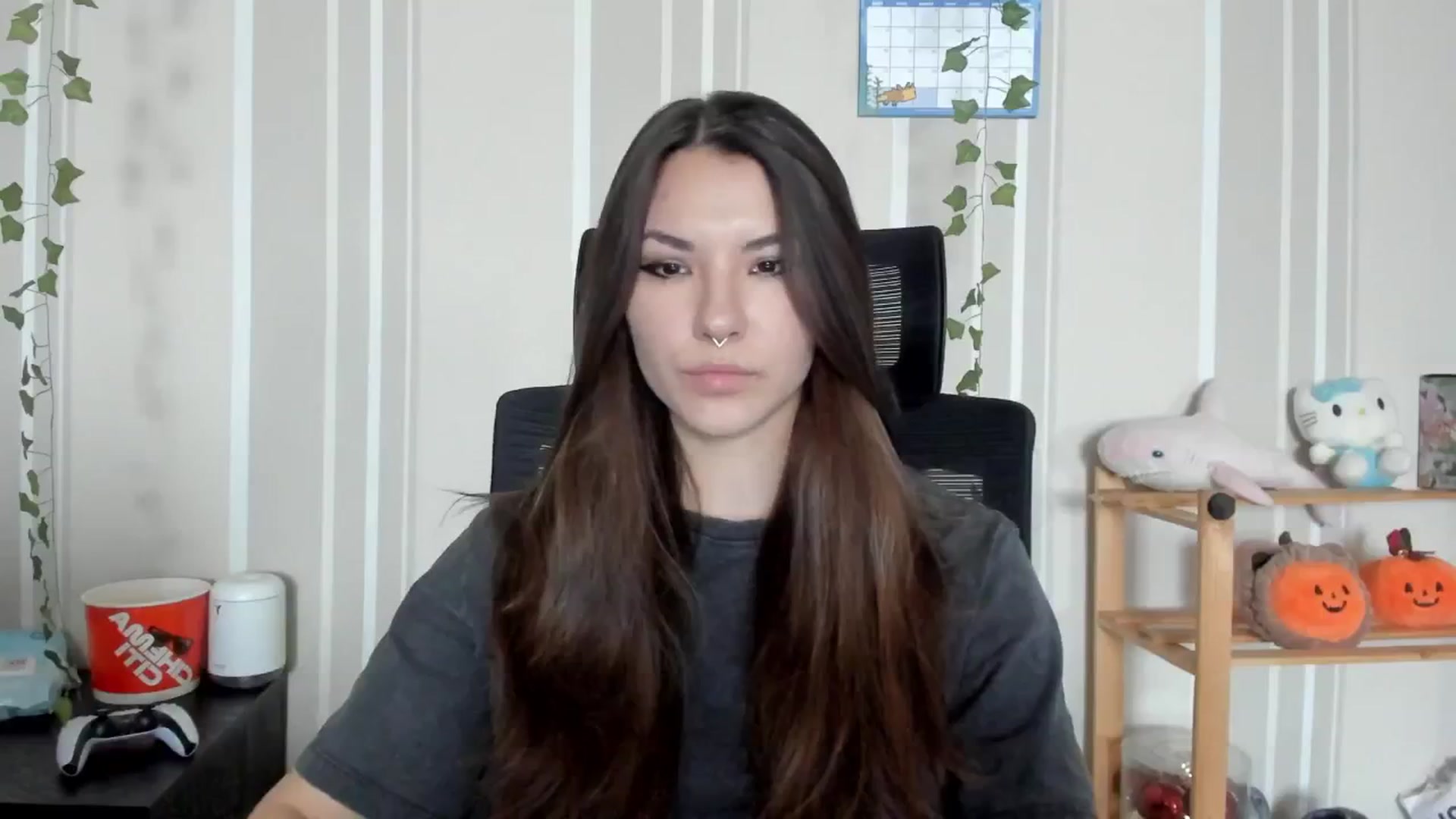 Gallery image thumbnail from AmnesiaGirl1's myfreecams stream on, 07/10/2025, 12:05 image 4 of 20