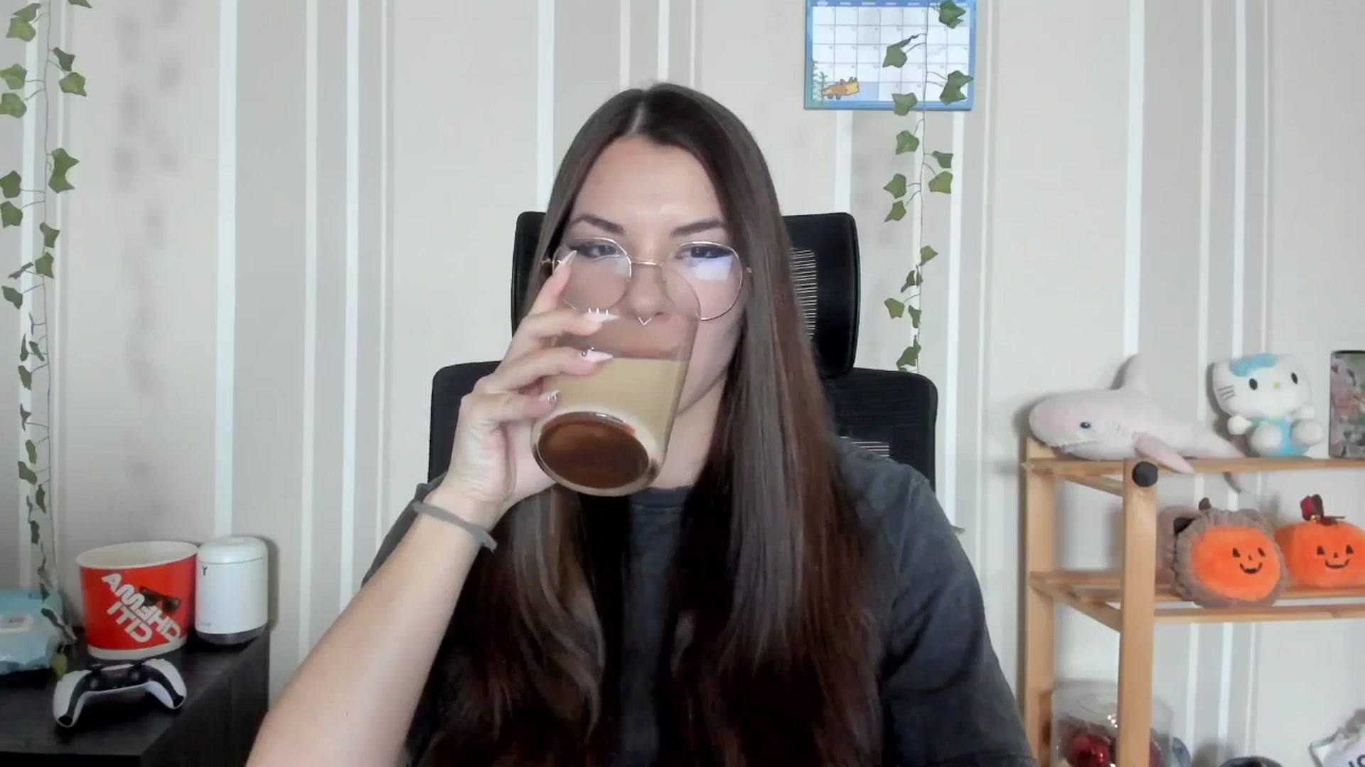Gallery image thumbnail from AmnesiaGirl1's myfreecams stream on, 07/10/2025, 12:05 image 2 of 20