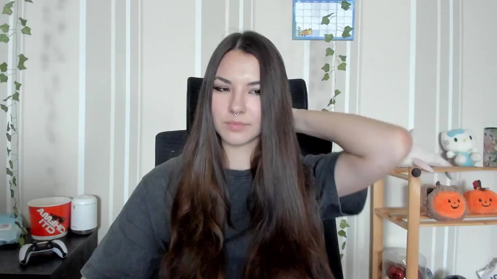 Gallery image thumbnail from AmnesiaGirl1's myfreecams stream on, 07/10/2025, 12:05 image 12 of 20