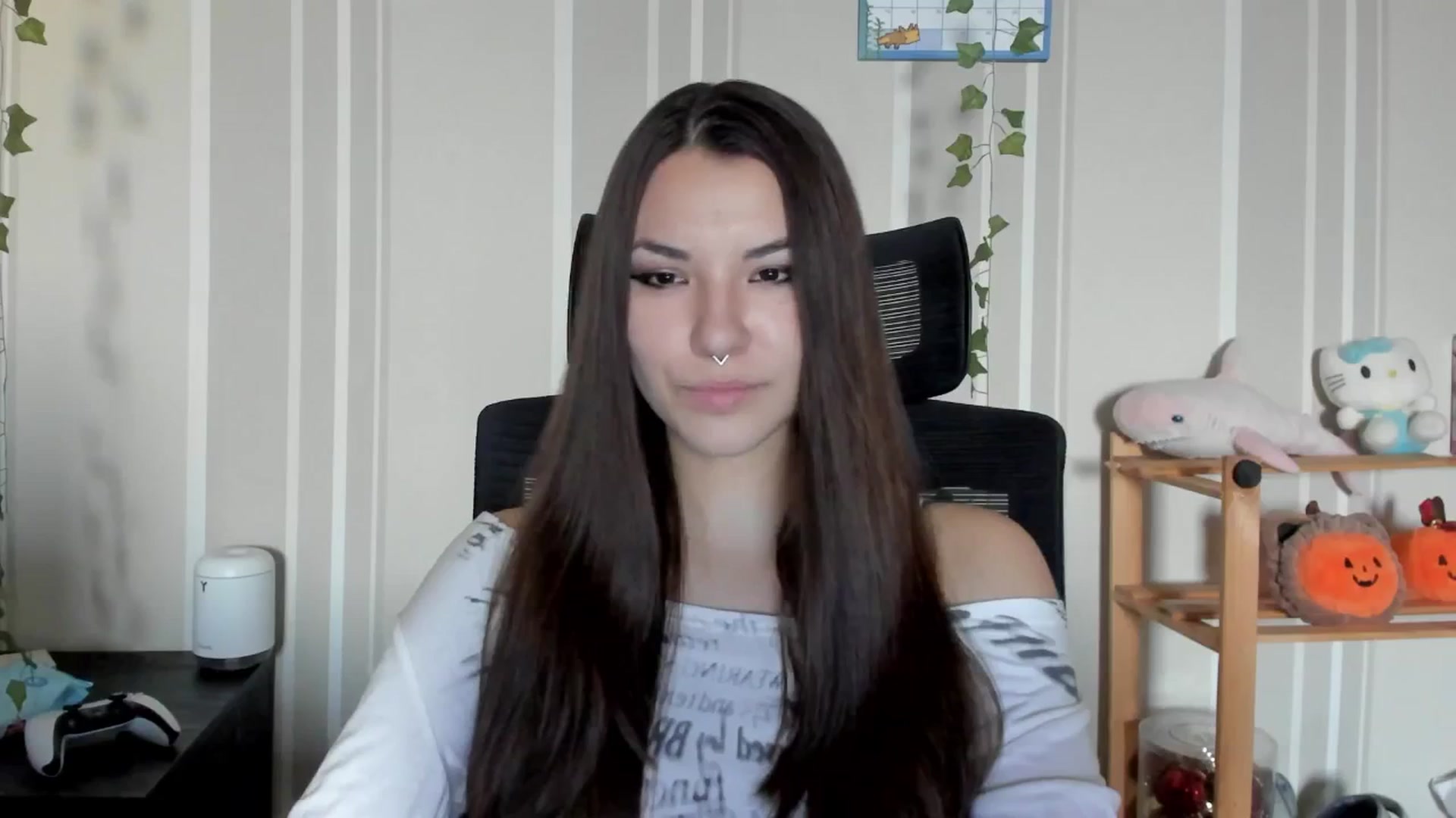 Gallery image thumbnail from AmnesiaGirl1's myfreecams stream on, 07/13/2025, 17:26 image 1 of 20