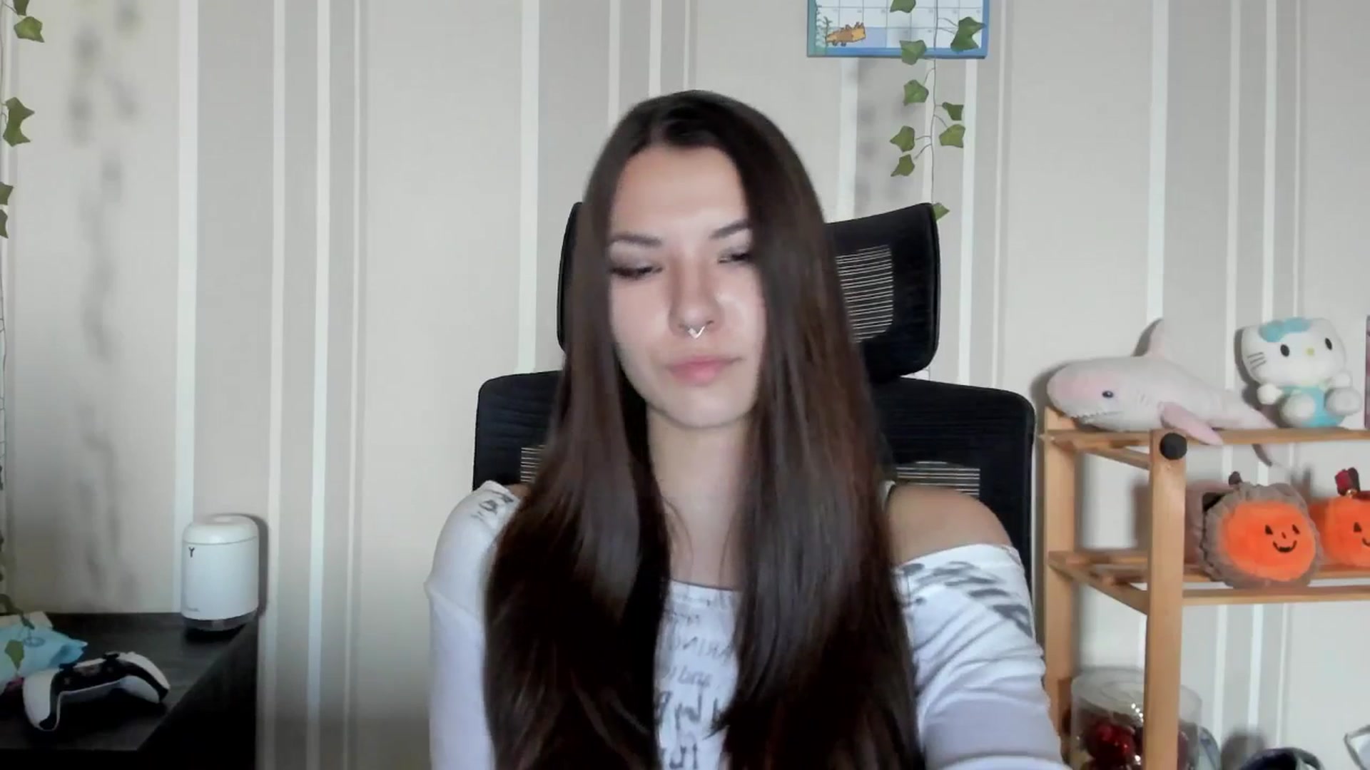 Gallery image thumbnail from AmnesiaGirl1's myfreecams stream on, 07/13/2025, 17:26 image 16 of 20