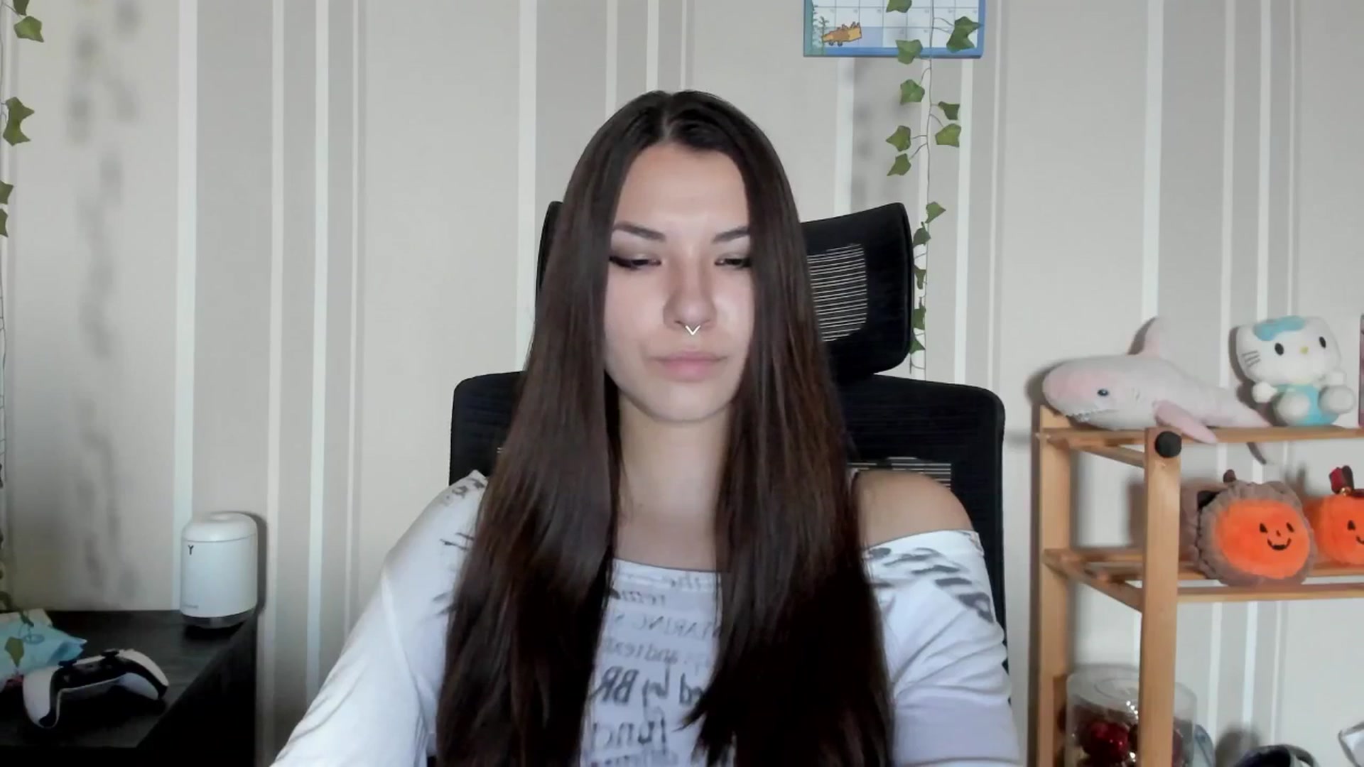 Gallery image thumbnail from AmnesiaGirl1's myfreecams stream on, 07/13/2025, 17:26 image 19 of 20