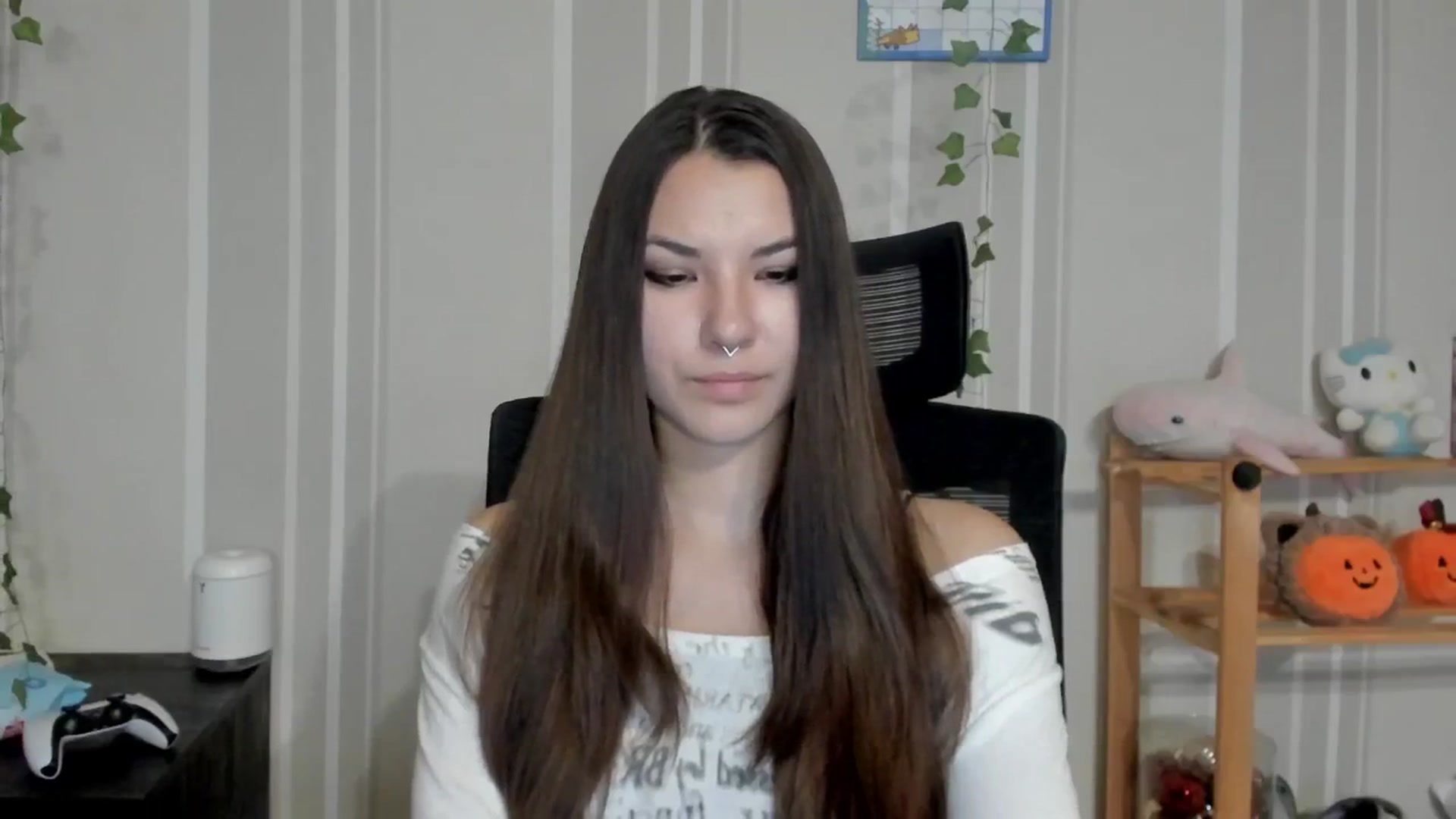 Gallery image thumbnail from AmnesiaGirl1's myfreecams stream on, 07/13/2025, 18:26 image 6 of 20