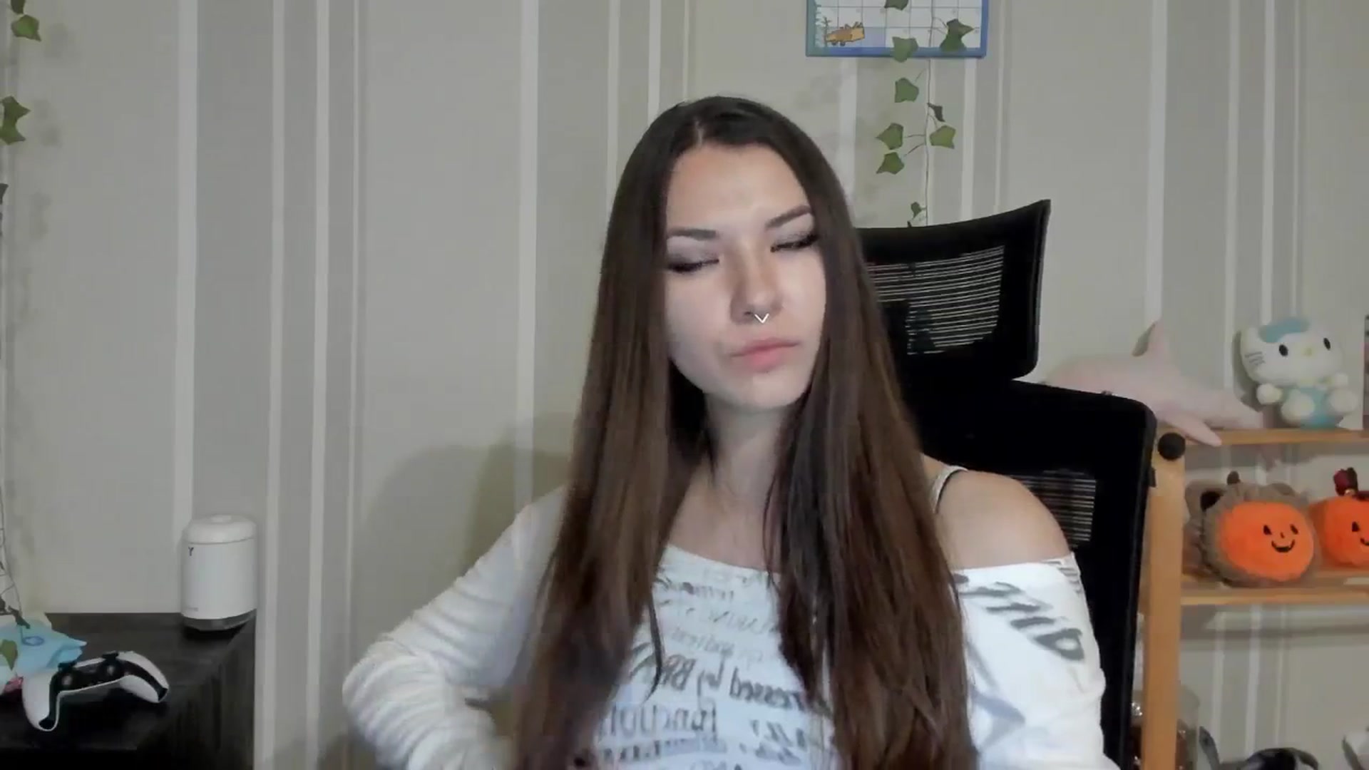 Gallery image thumbnail from AmnesiaGirl1's myfreecams stream on, 07/13/2025, 18:26 image 15 of 20
