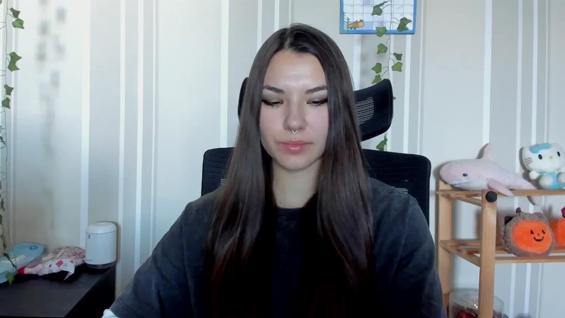 Gallery image thumbnail from AmnesiaGirl1's myfreecams stream on, 07/15/2025, 14:43 image 5 of 20