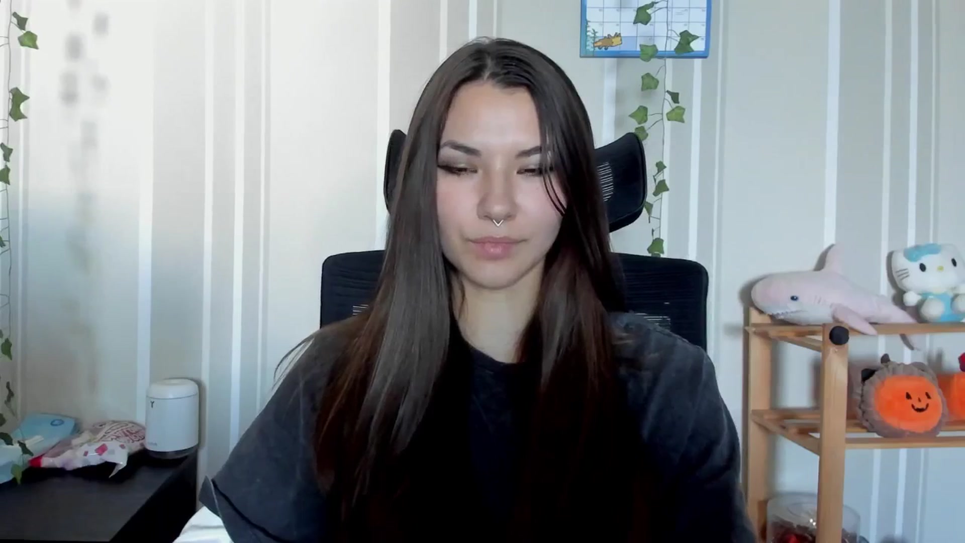 Gallery image thumbnail from AmnesiaGirl1's myfreecams stream on, 07/15/2025, 16:15 image 9 of 20