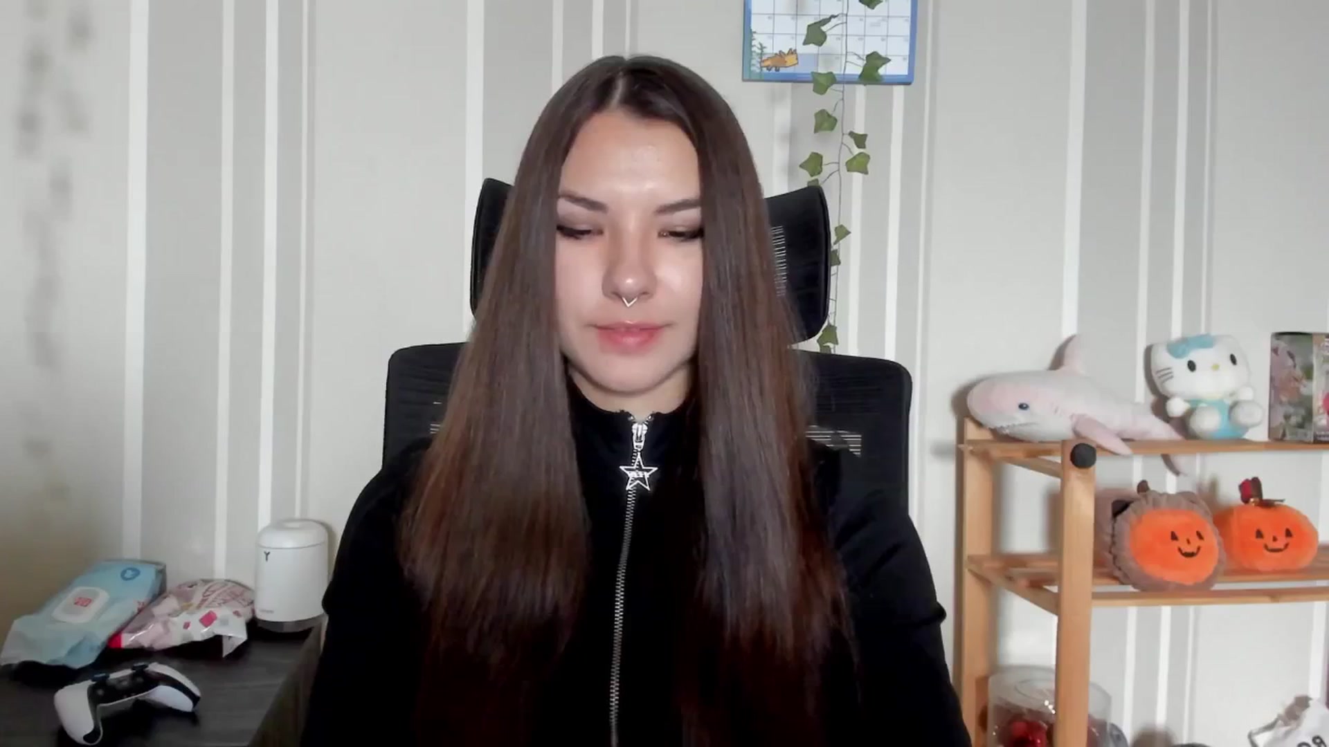Gallery image thumbnail from AmnesiaGirl1's myfreecams stream on, 07/16/2025, 15:43 image 8 of 20