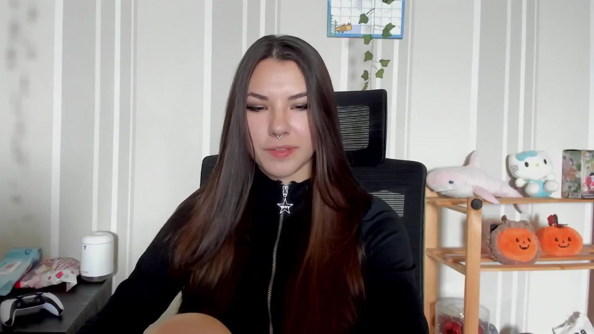 Gallery image thumbnail from AmnesiaGirl1's myfreecams stream on, 07/17/2025, 10:15 image 20 of 20