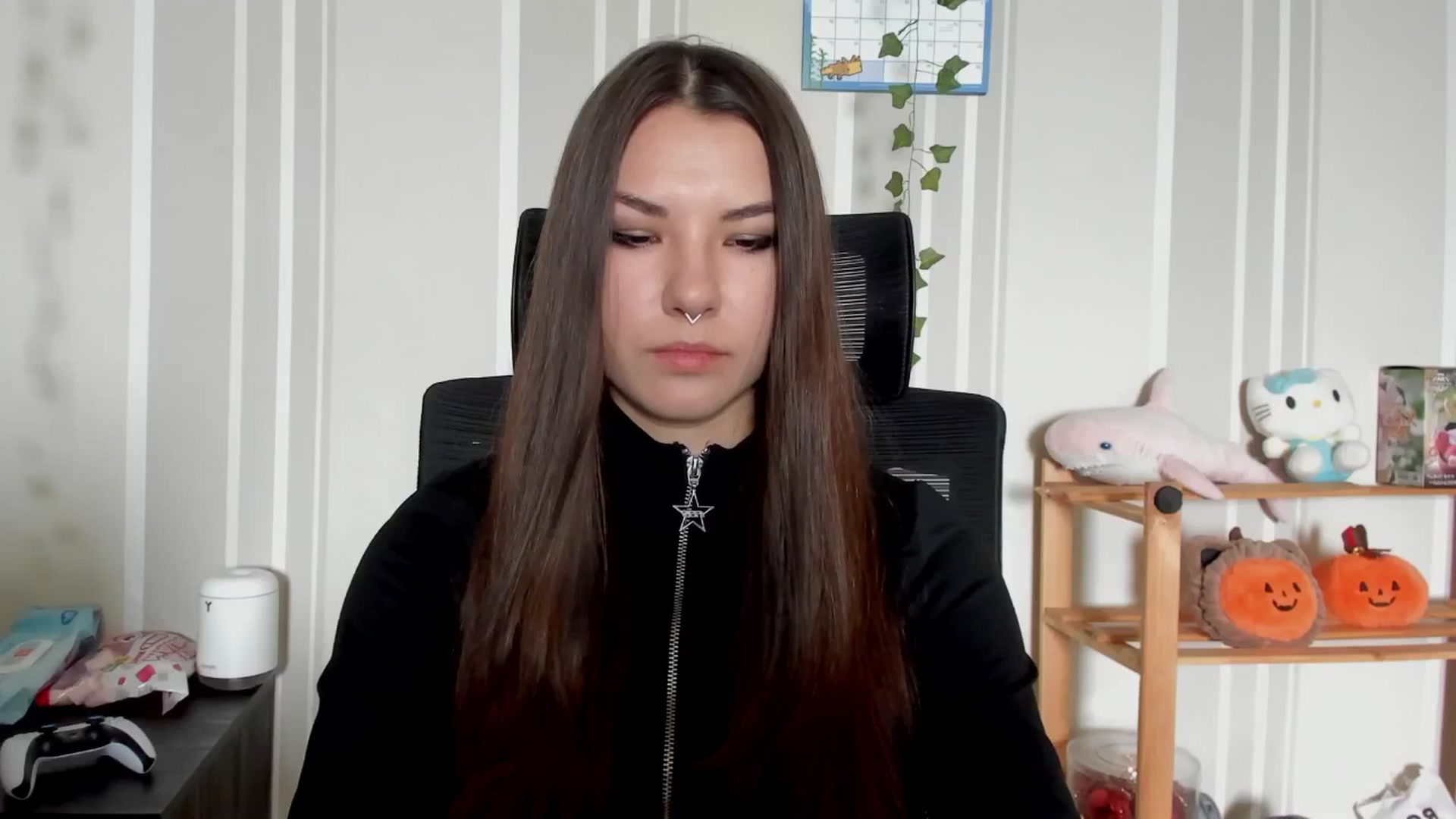 Gallery image thumbnail from AmnesiaGirl1's myfreecams stream on, 07/17/2025, 10:15 image 4 of 20