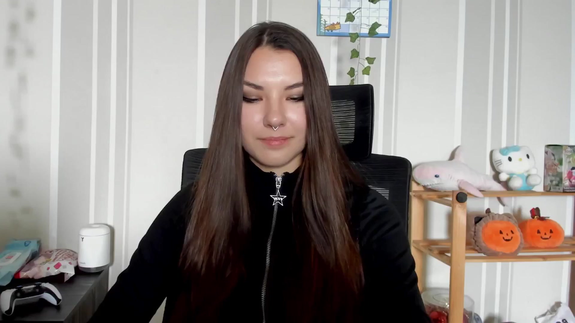 Gallery image thumbnail from AmnesiaGirl1's myfreecams stream on, 07/17/2025, 11:36 image 19 of 20