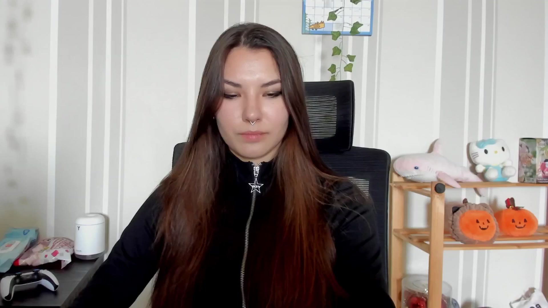 Gallery image thumbnail from AmnesiaGirl1's myfreecams stream on, 07/17/2025, 11:36 image 8 of 20