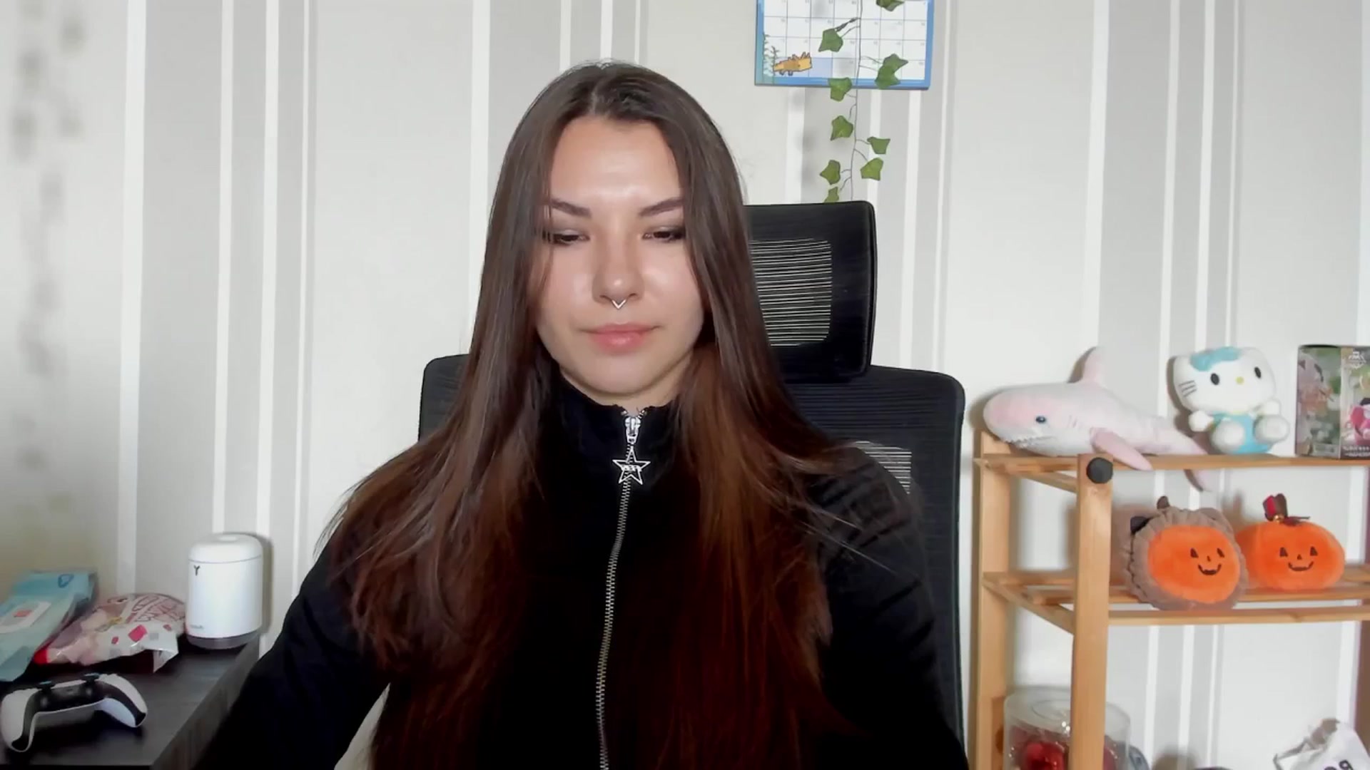 Gallery image thumbnail from AmnesiaGirl1's myfreecams stream on, 07/17/2025, 11:36 image 11 of 20