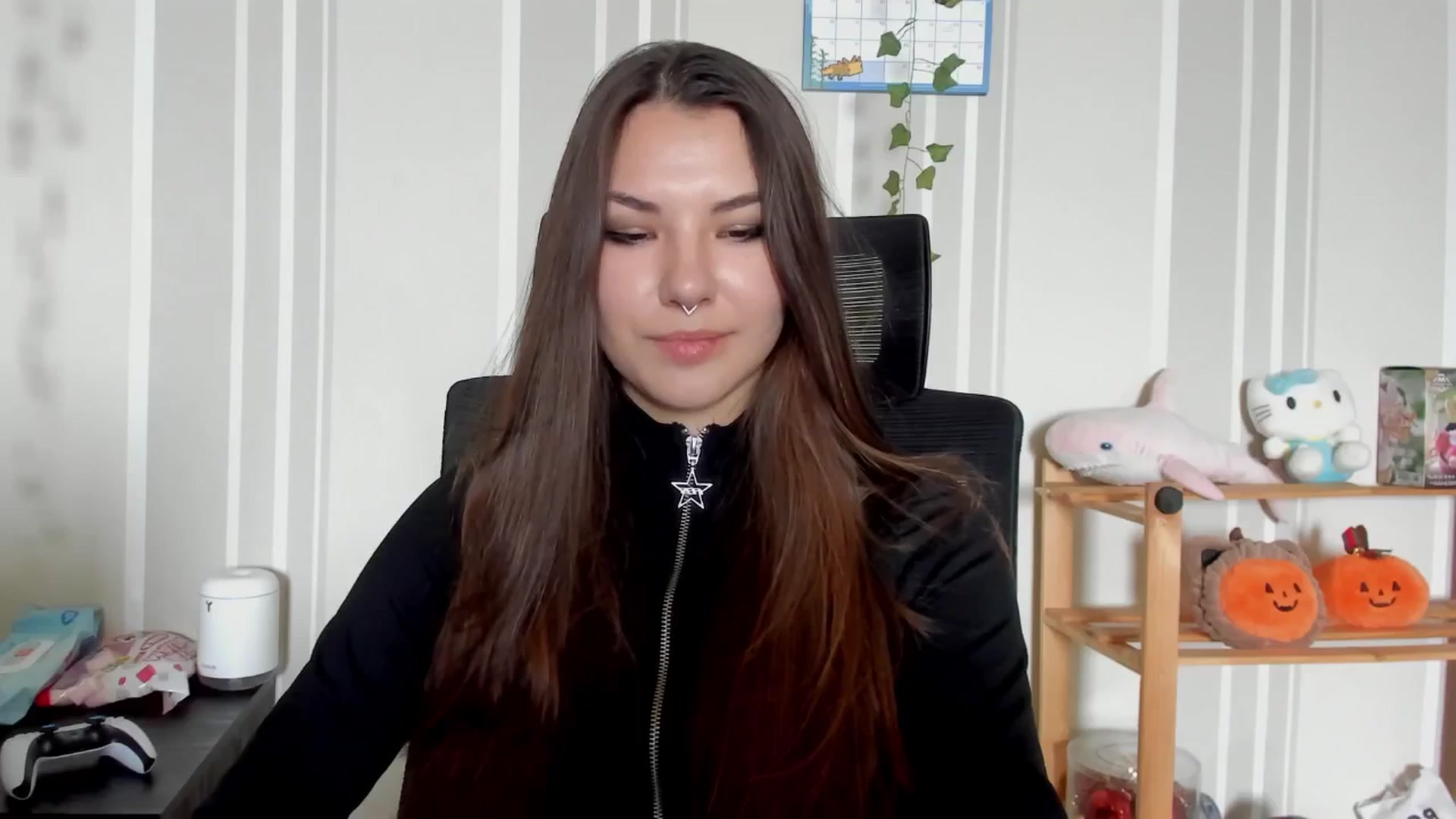 Gallery image thumbnail from AmnesiaGirl1's myfreecams stream on, 07/17/2025, 11:36 image 3 of 20